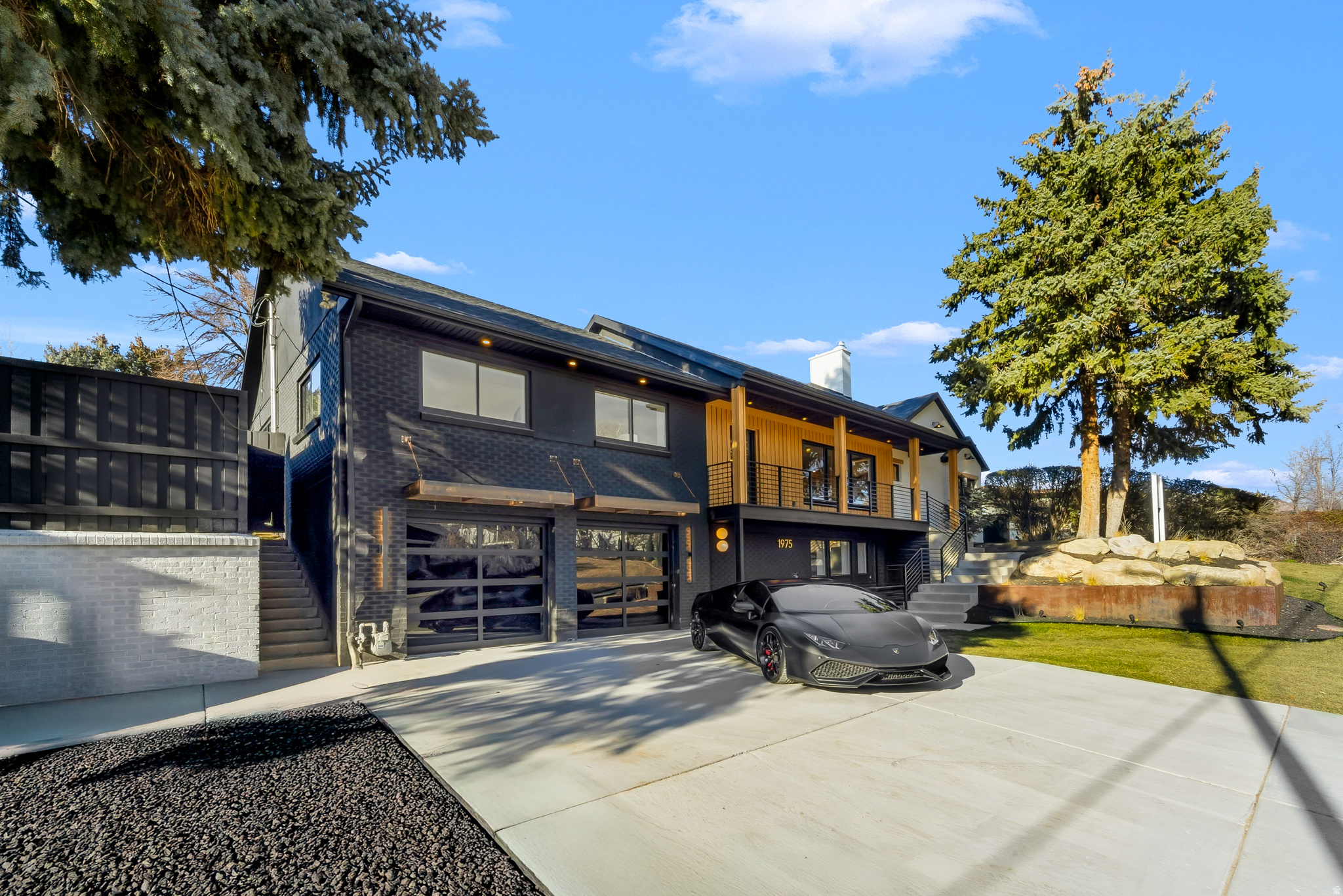 APOSHIAN SUB - Residential