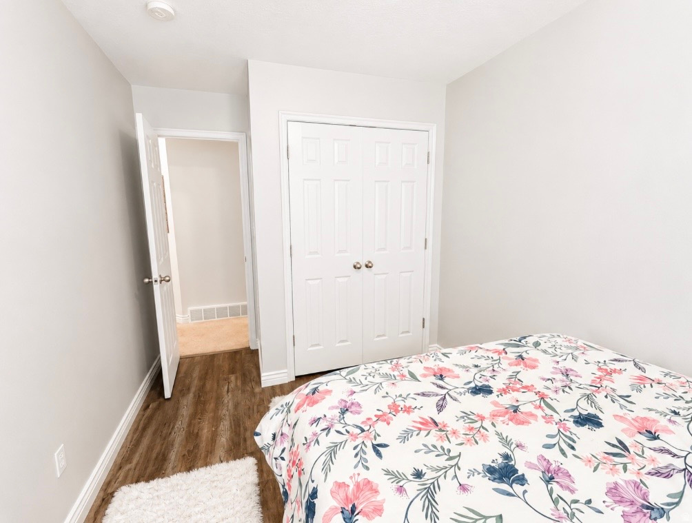 CANYON WOODS - Residential