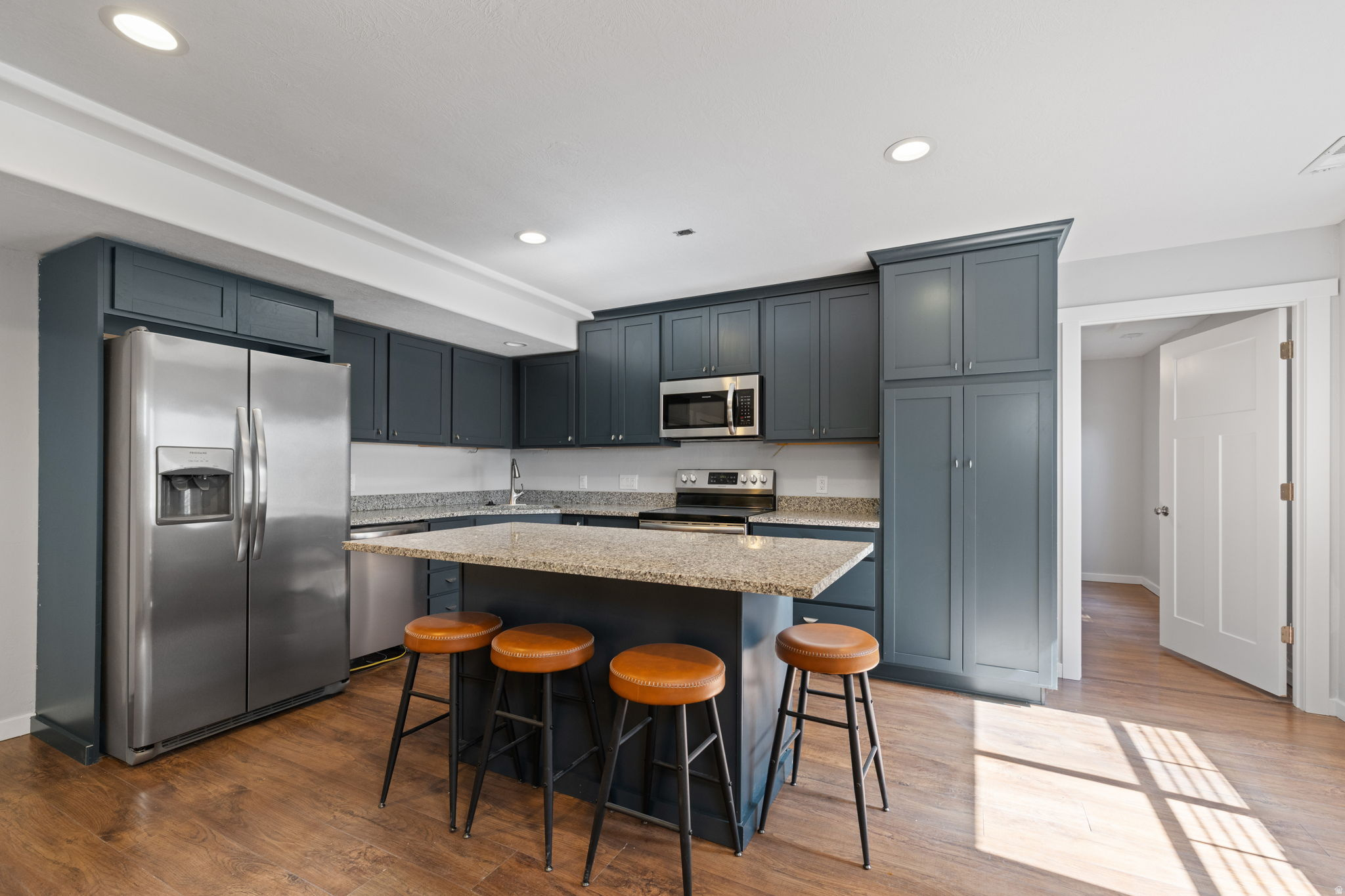 OLIVE GROVE - Residential