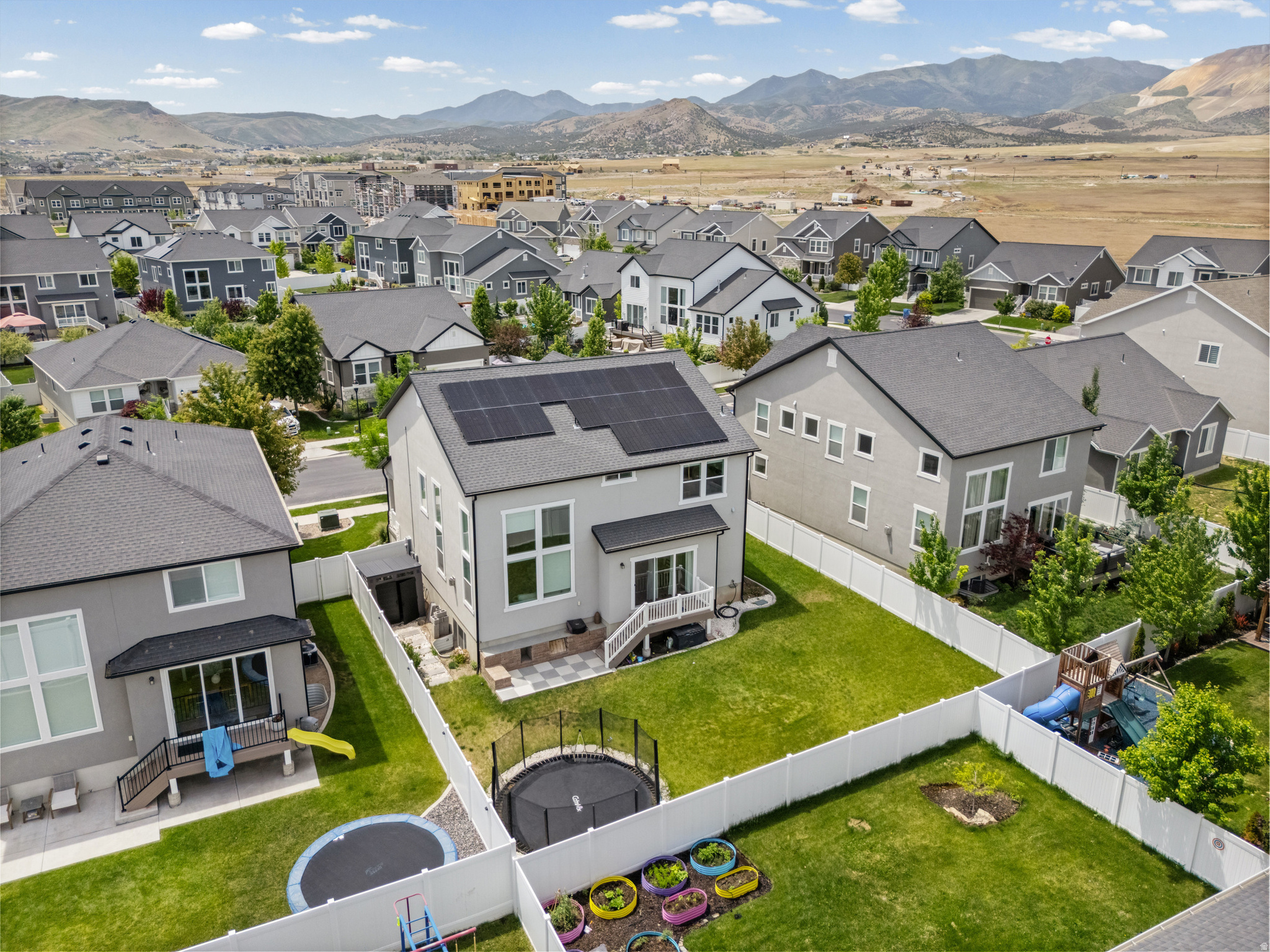 CREEK RIDGE - Residential