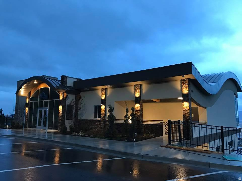 CROSSING AT TRAVERSE - Residential