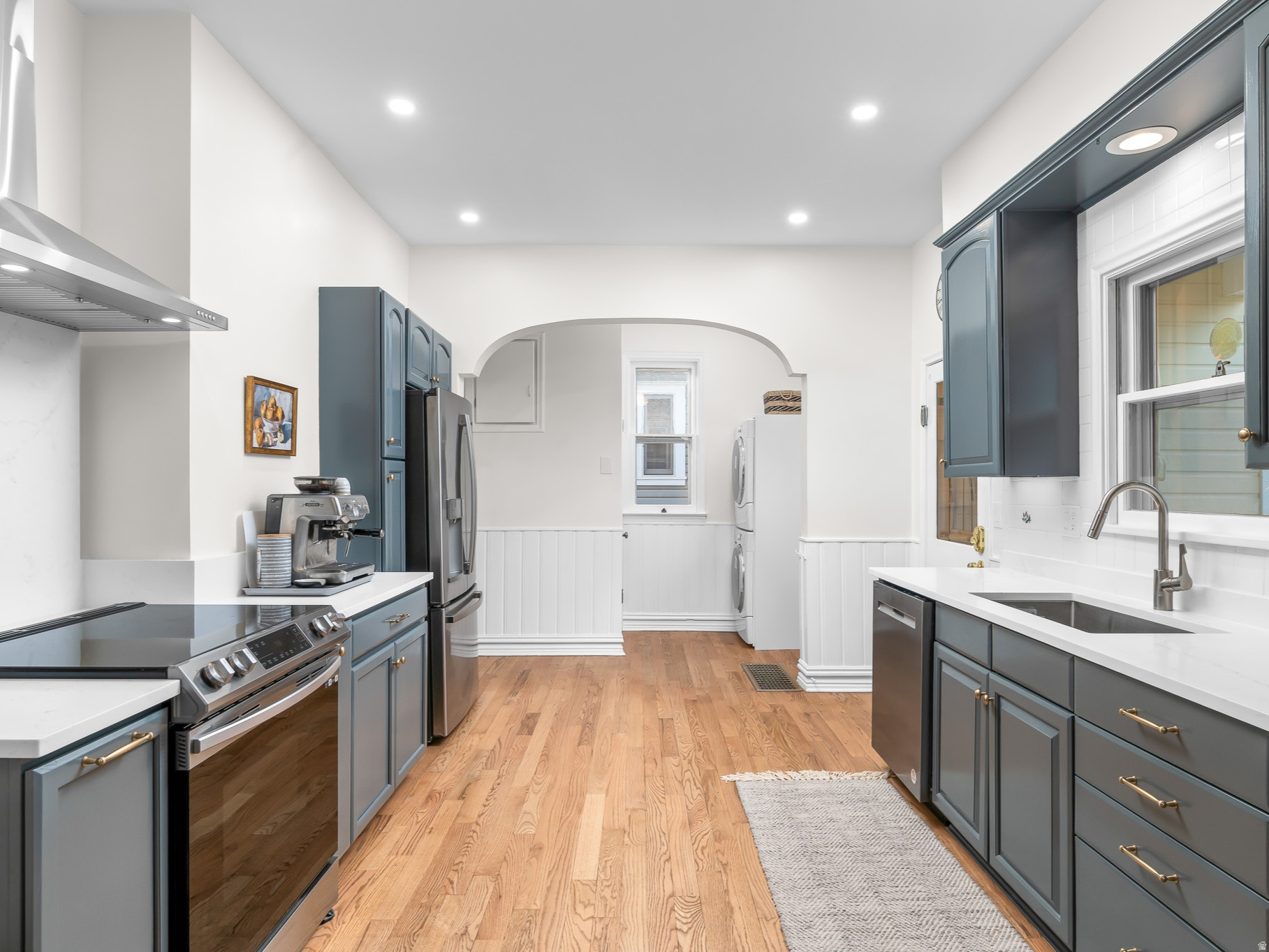 AVENUES - Residential