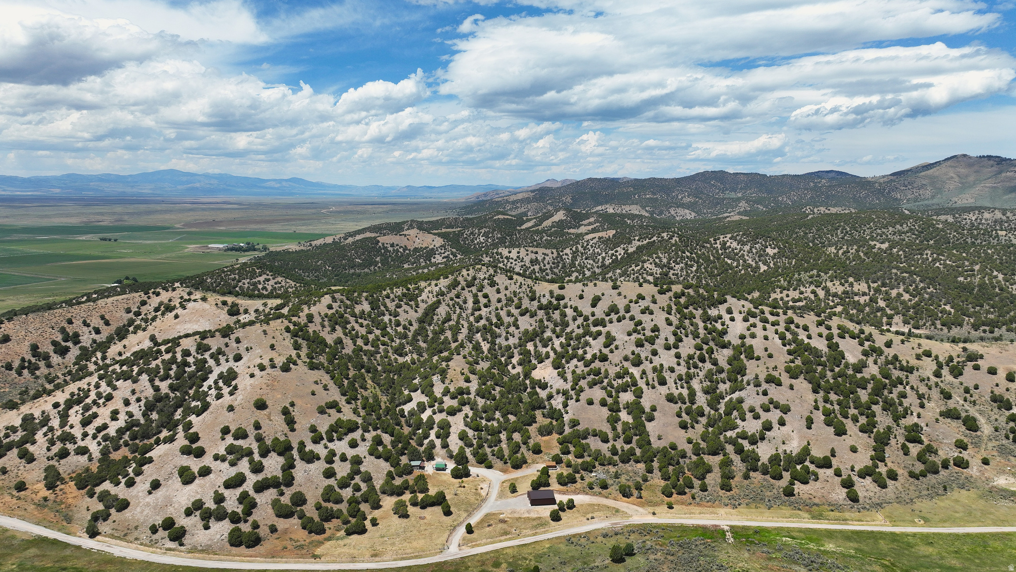 GREAT COLUMBIA - Land