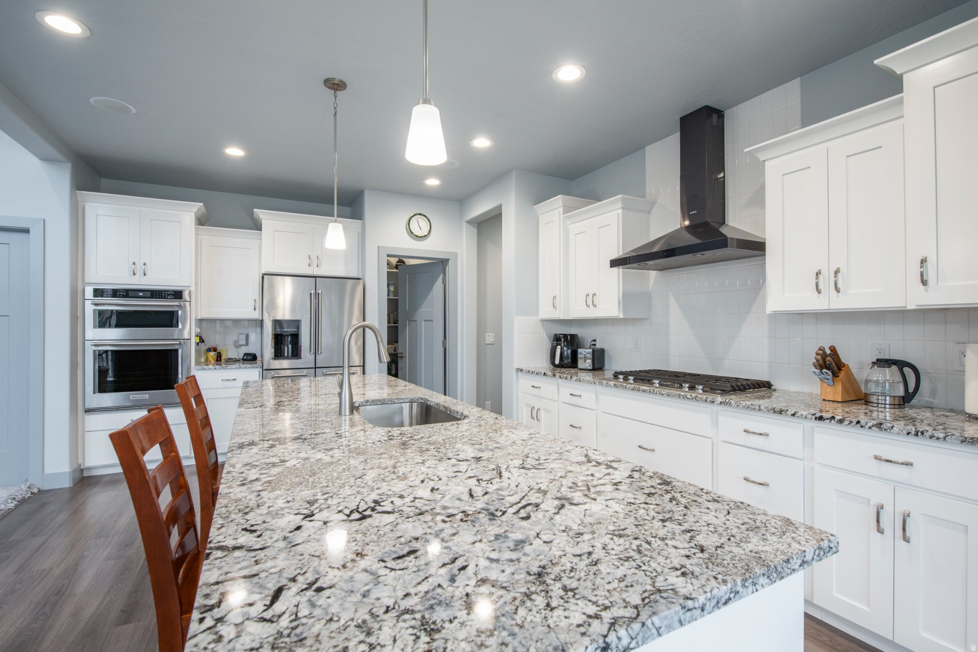 SUNRISE RANCH - Residential