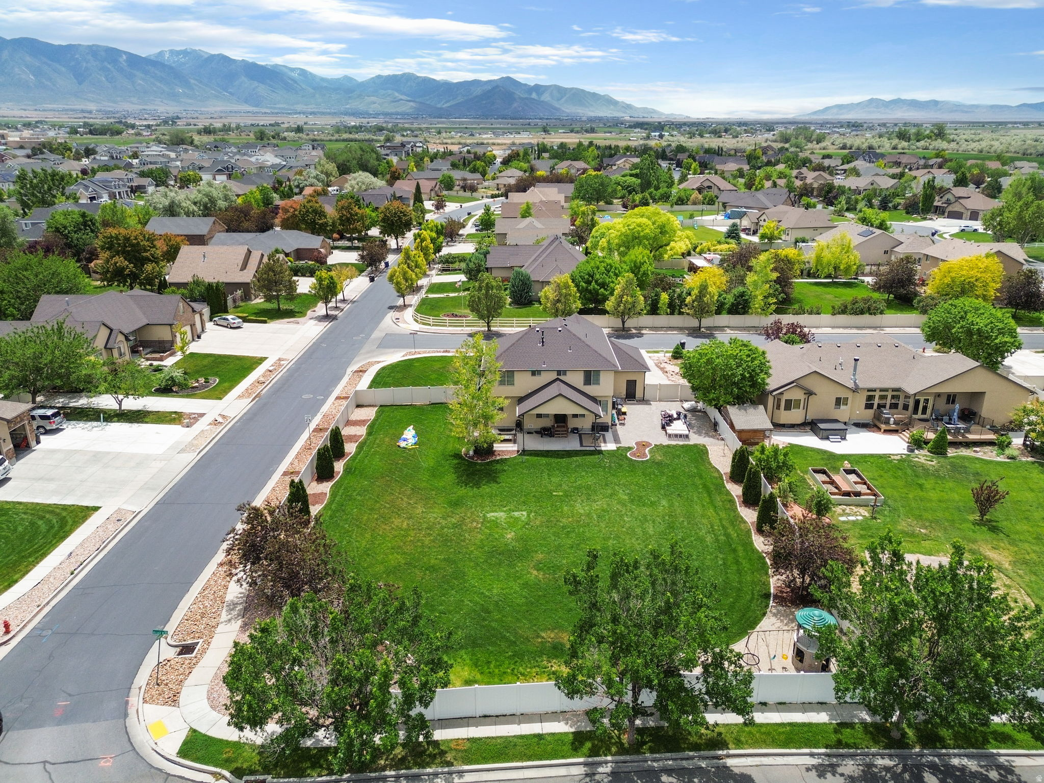 PONDEROSA ESTATES - Residential