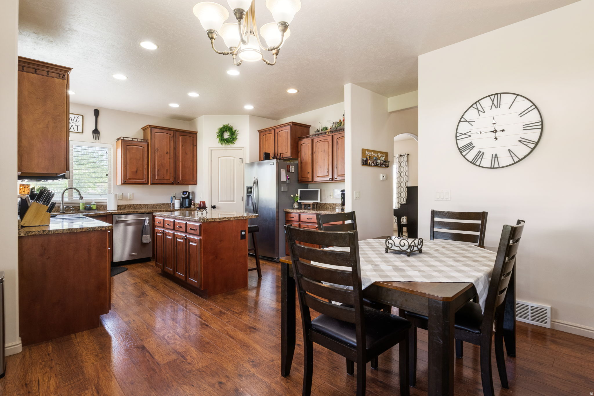 PONDEROSA ESTATES - Residential