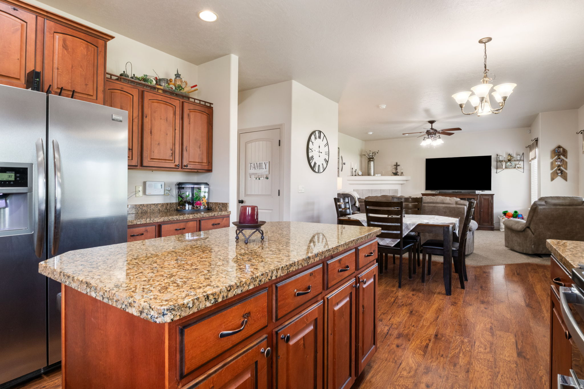 PONDEROSA ESTATES - Residential