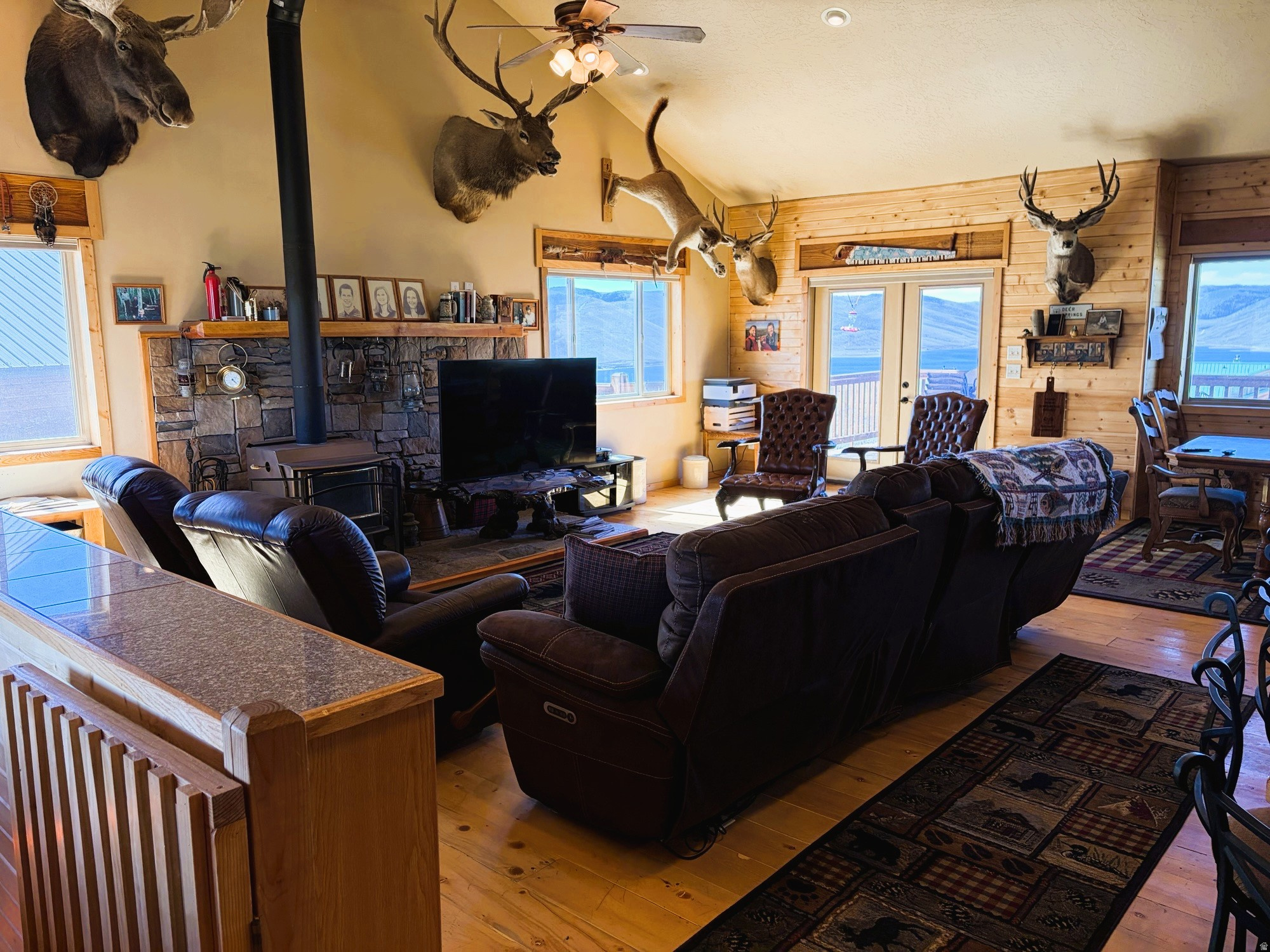 EAGLE VIEW ESTATES - Residential