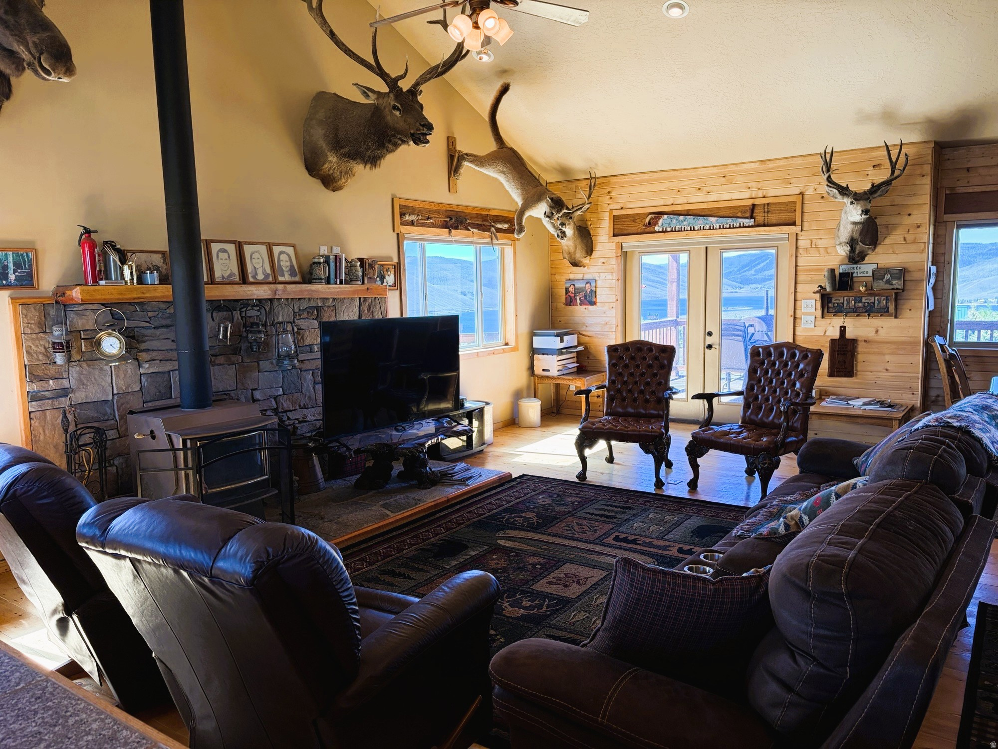EAGLE VIEW ESTATES - Residential