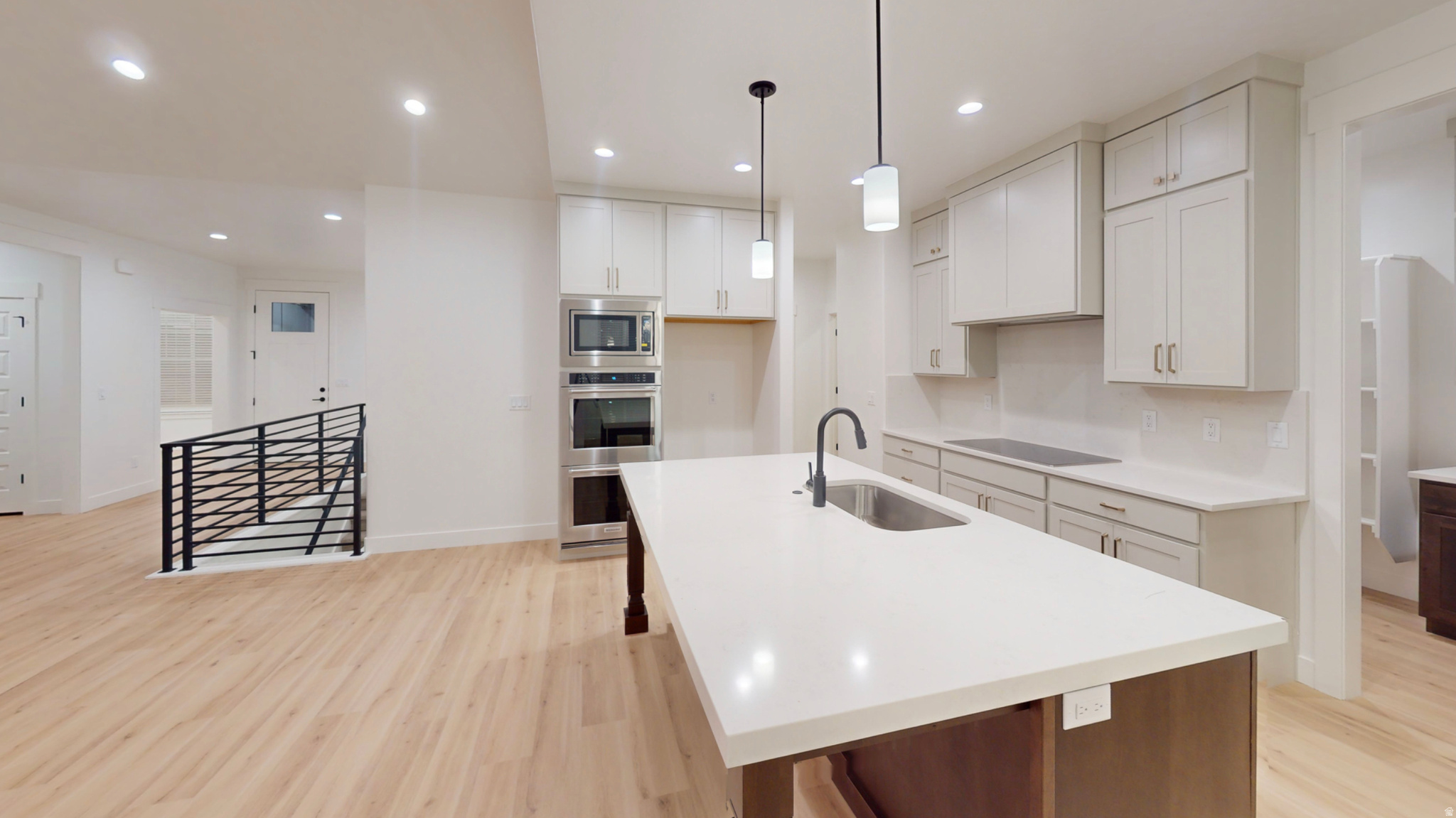 HIDDEN LANDING - Residential