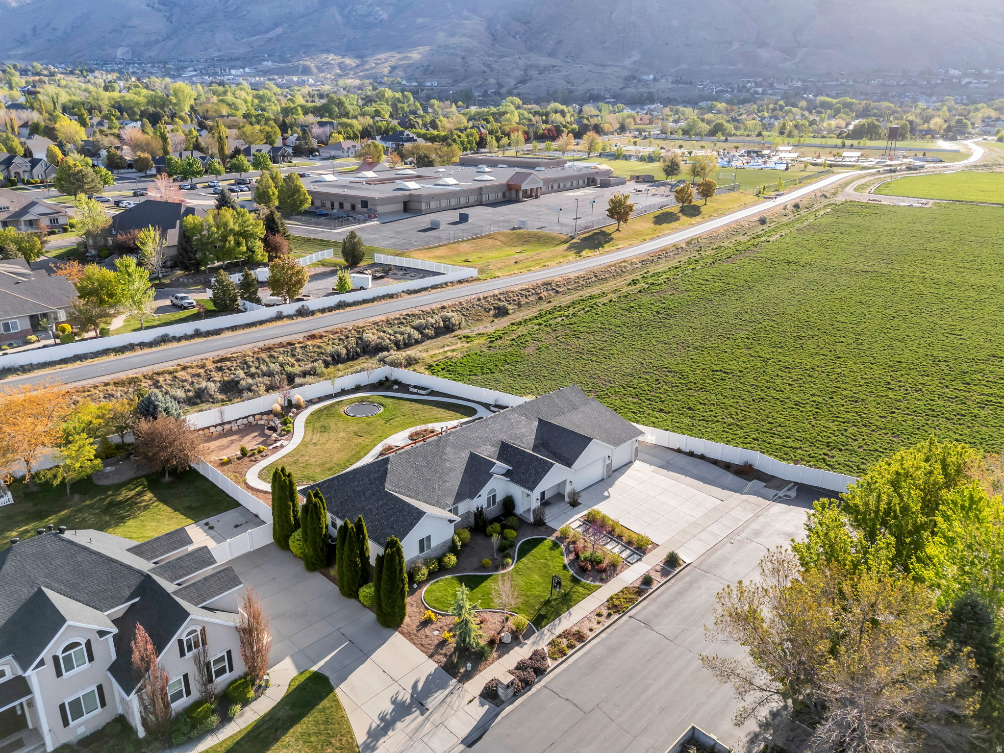 VAL VISTA PARK - Residential