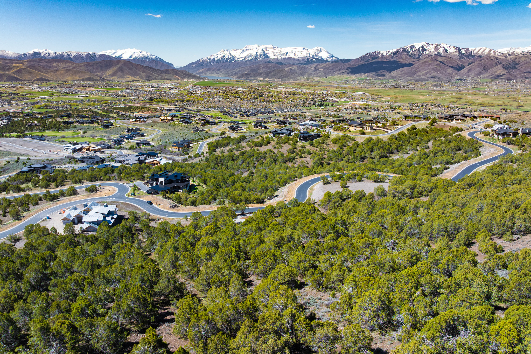 RED LEDGES - Land