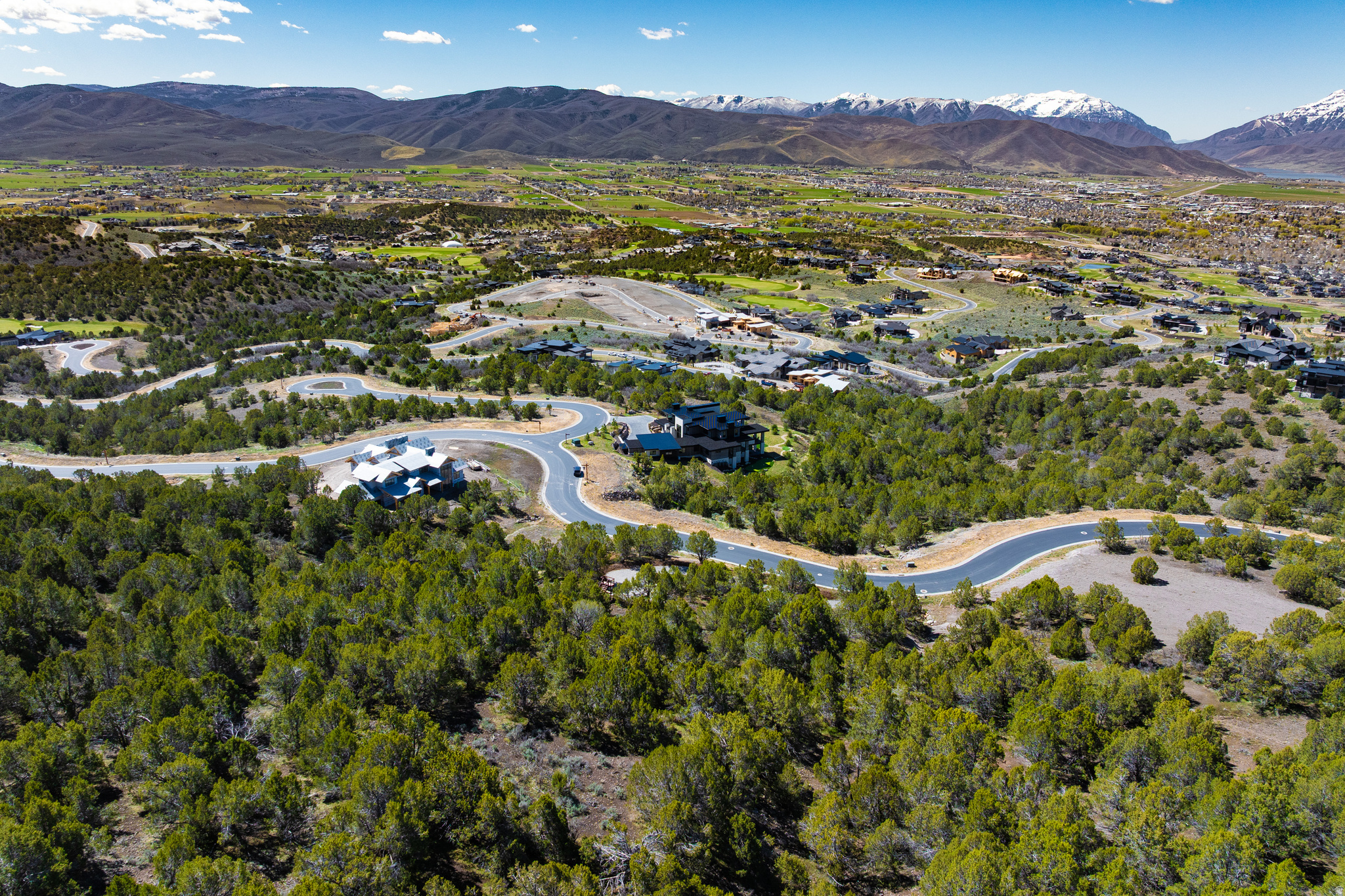 RED LEDGES - Land