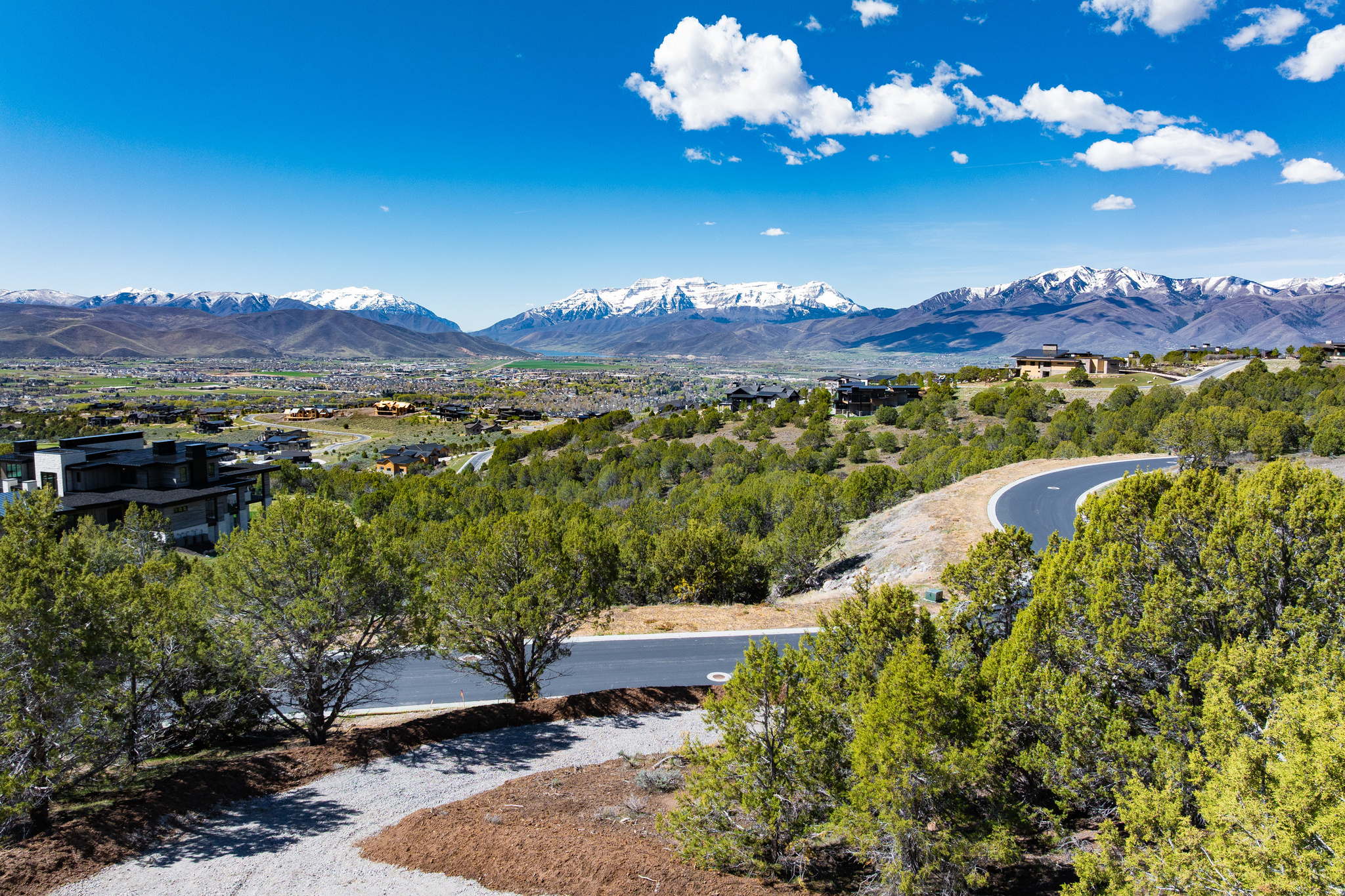 RED LEDGES - Land