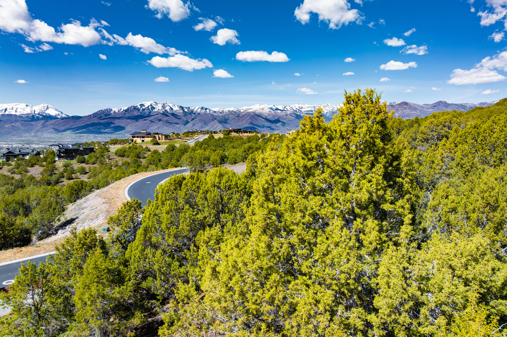 RED LEDGES - Land