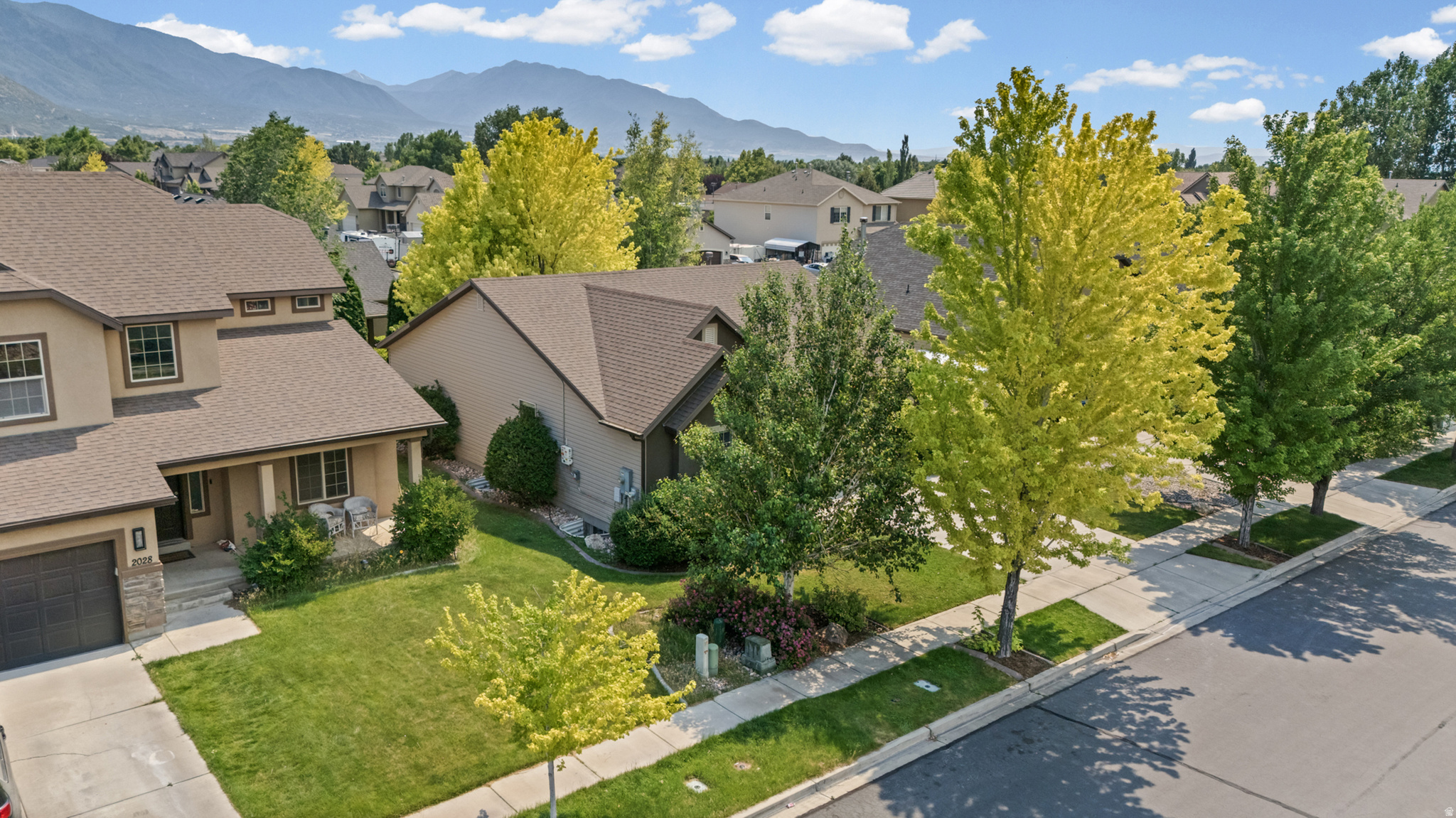 SPANISH VISTA - Residential