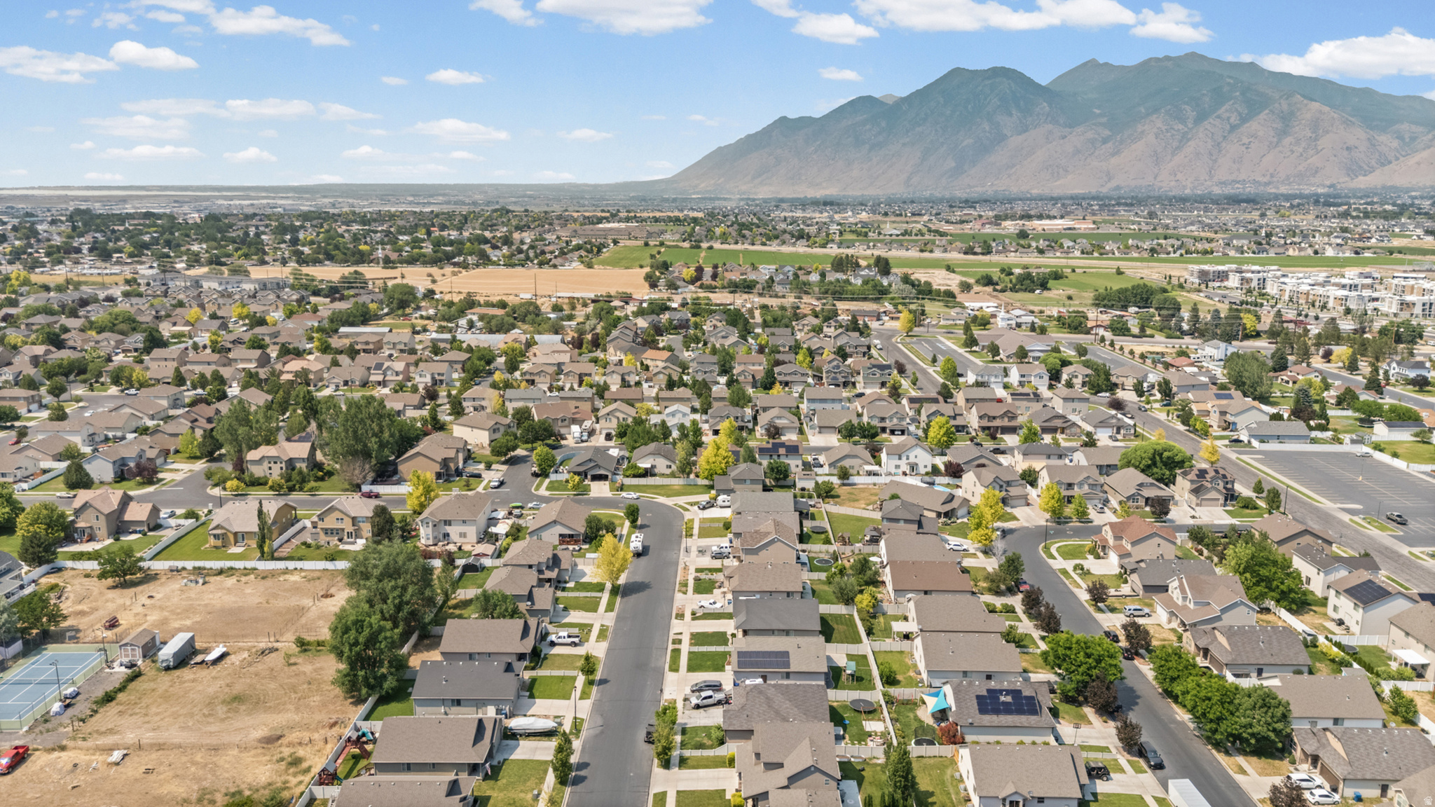 SPANISH VISTA - Residential