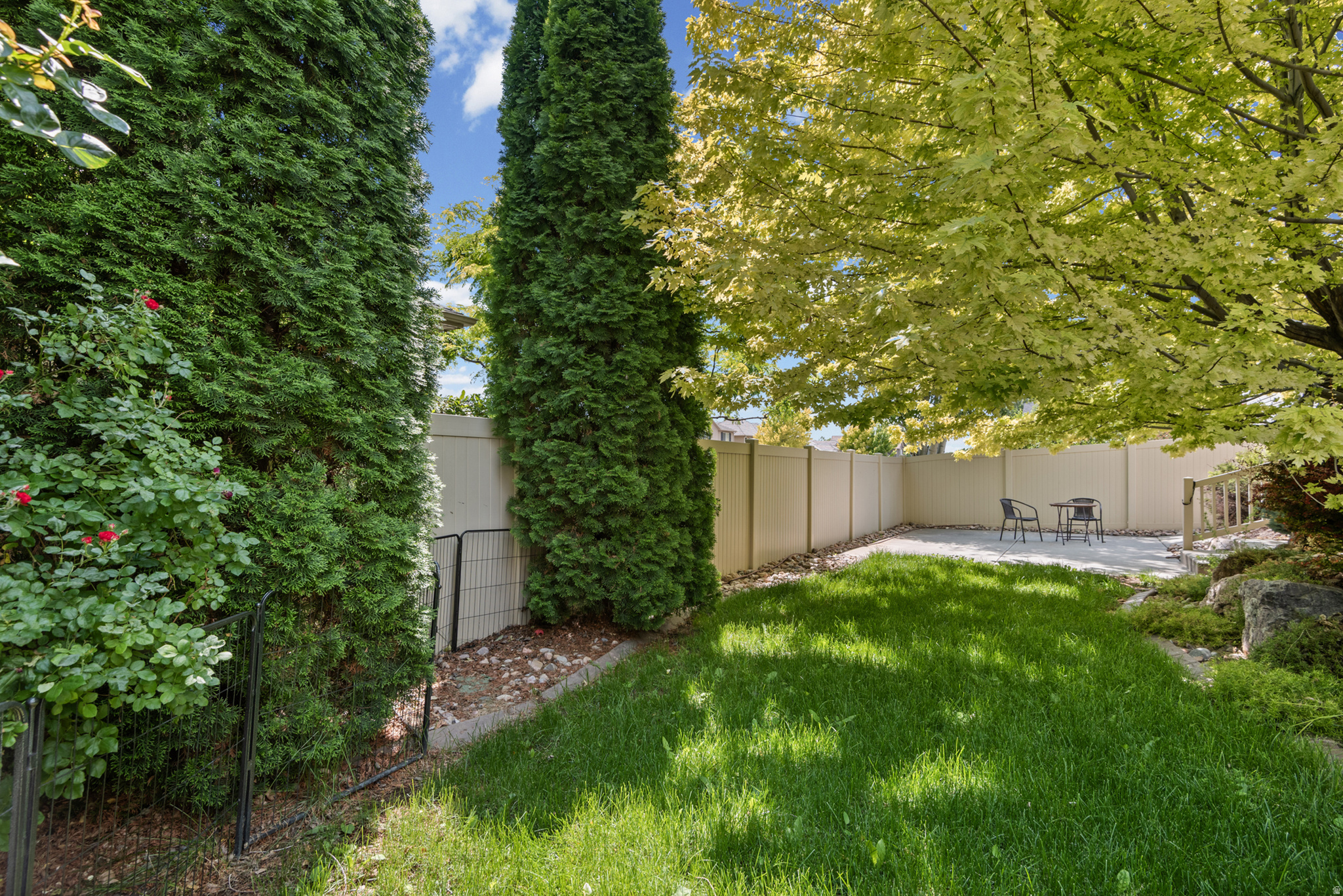 SPANISH VISTA - Residential