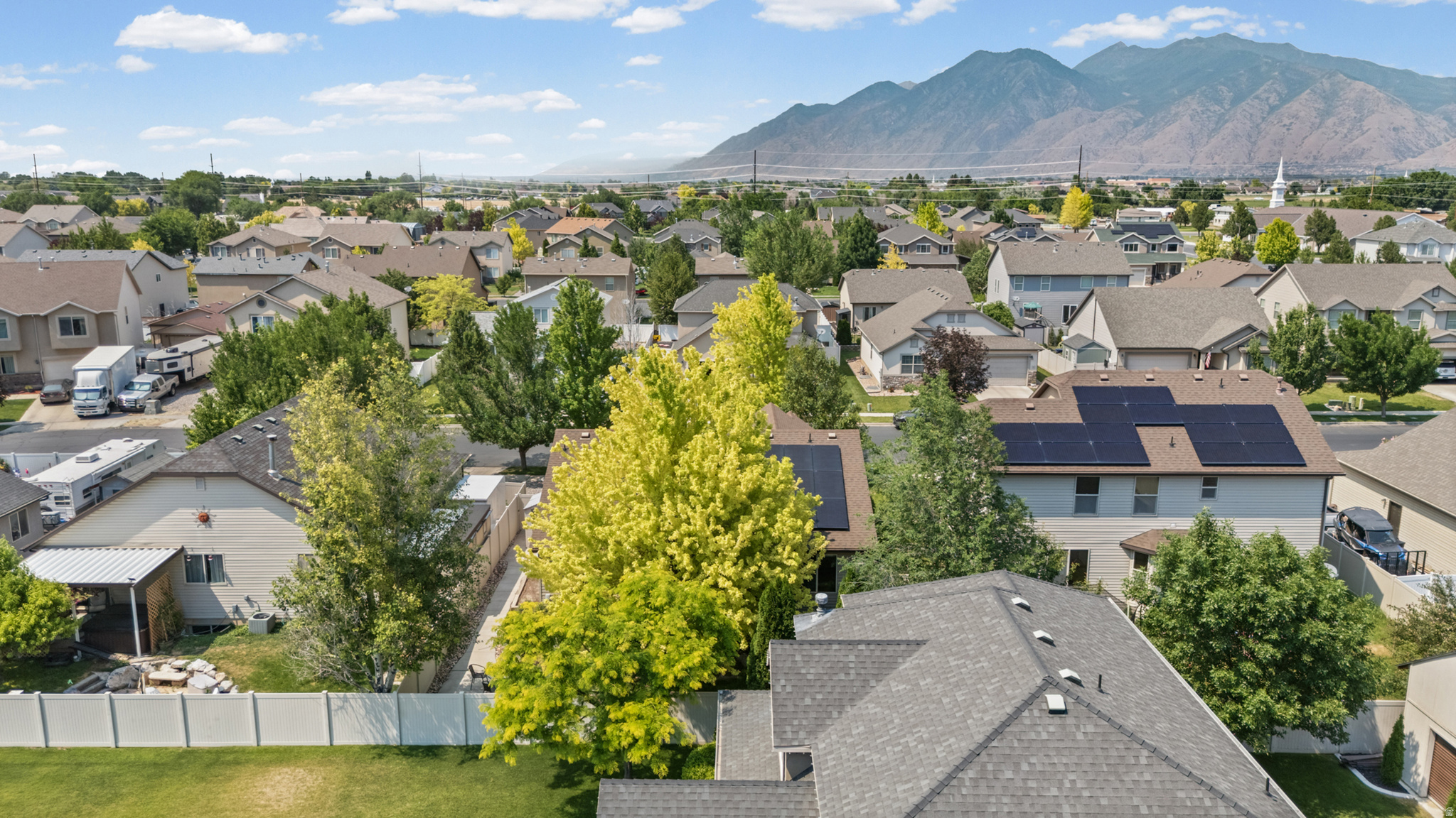 SPANISH VISTA - Residential