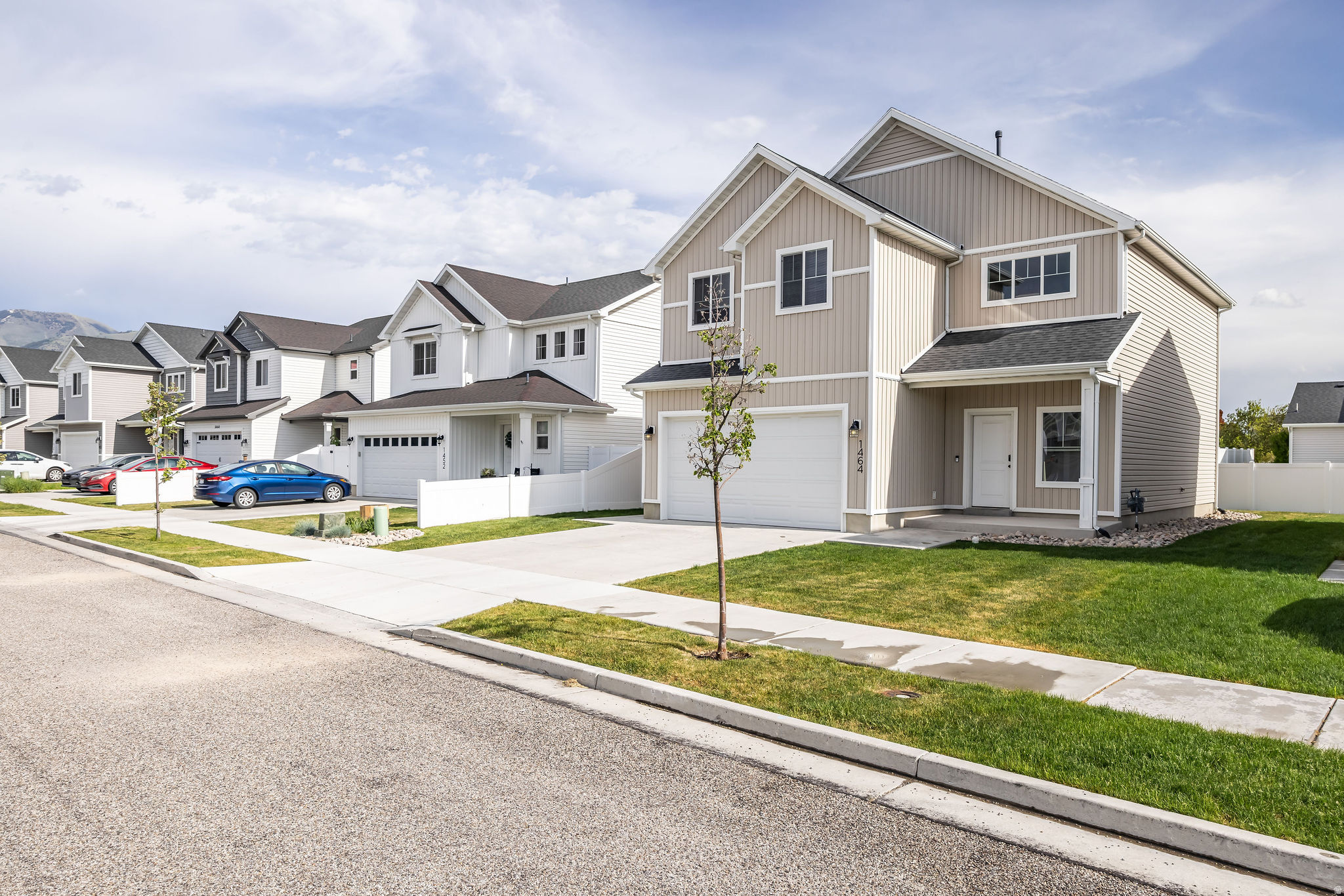 MEADOWBROOKE - Residential