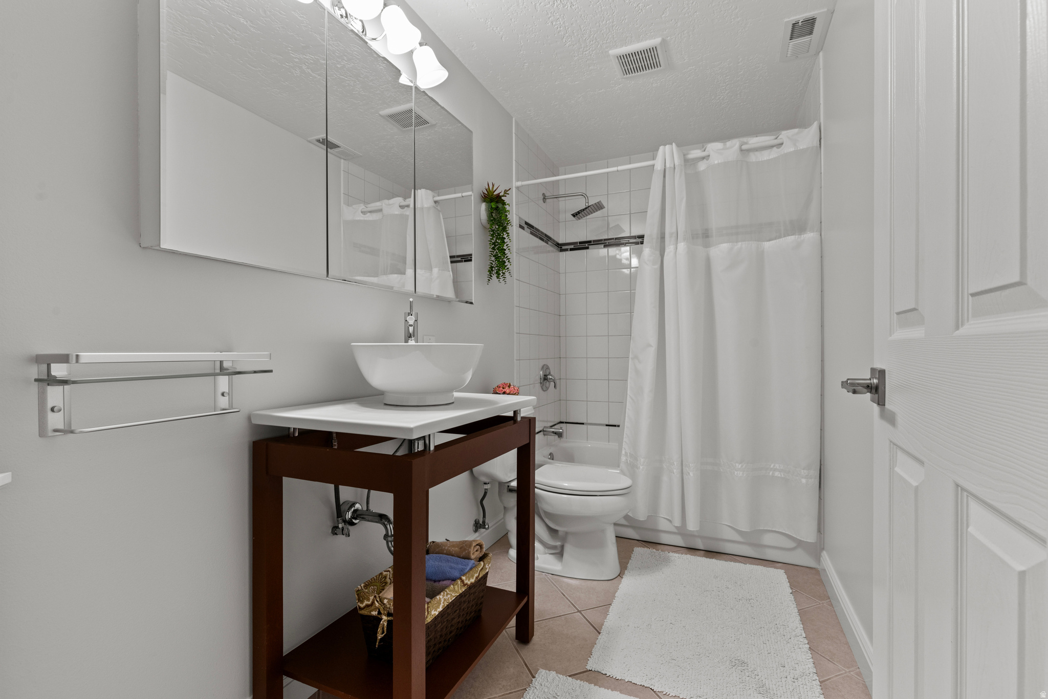 KAYSCREEK ESTATES - Residential