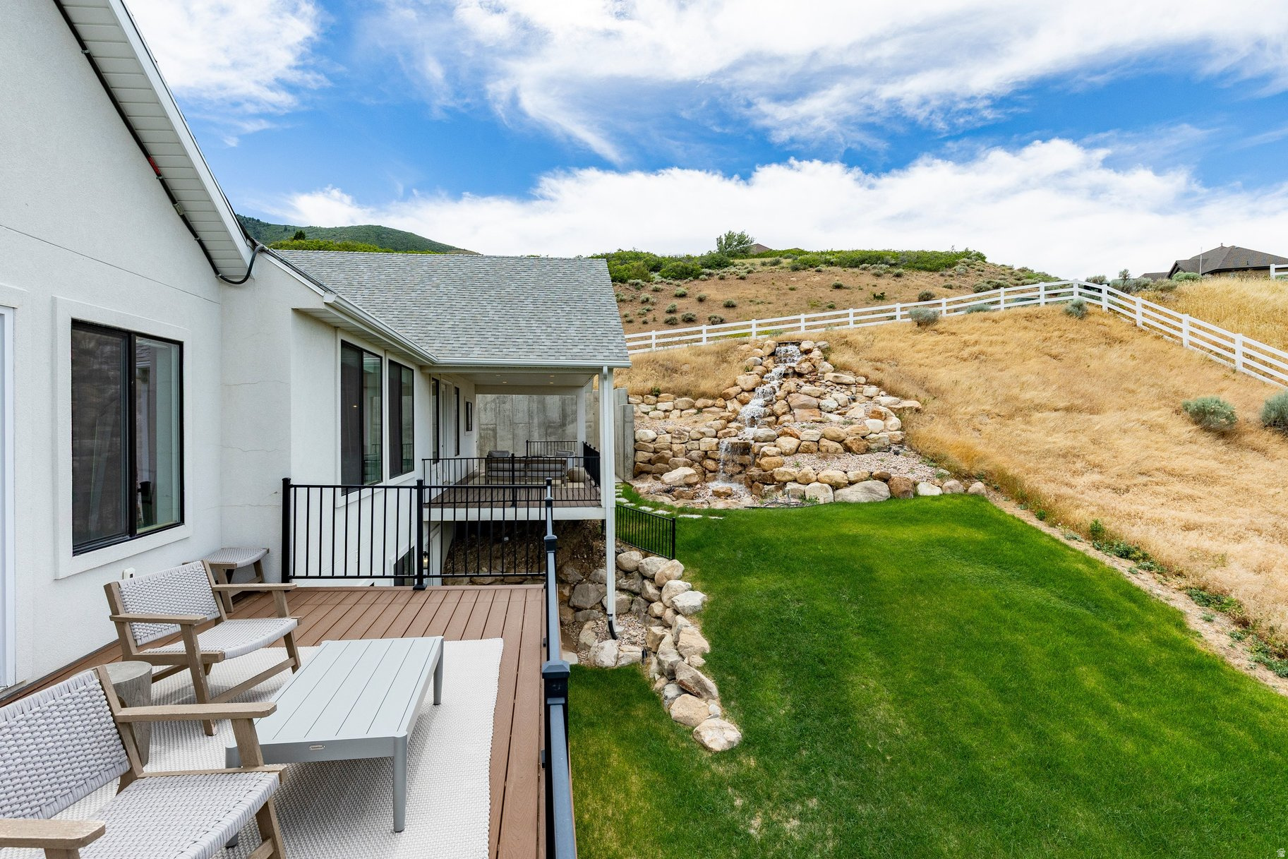 OAKRIDGE COVE - Residential