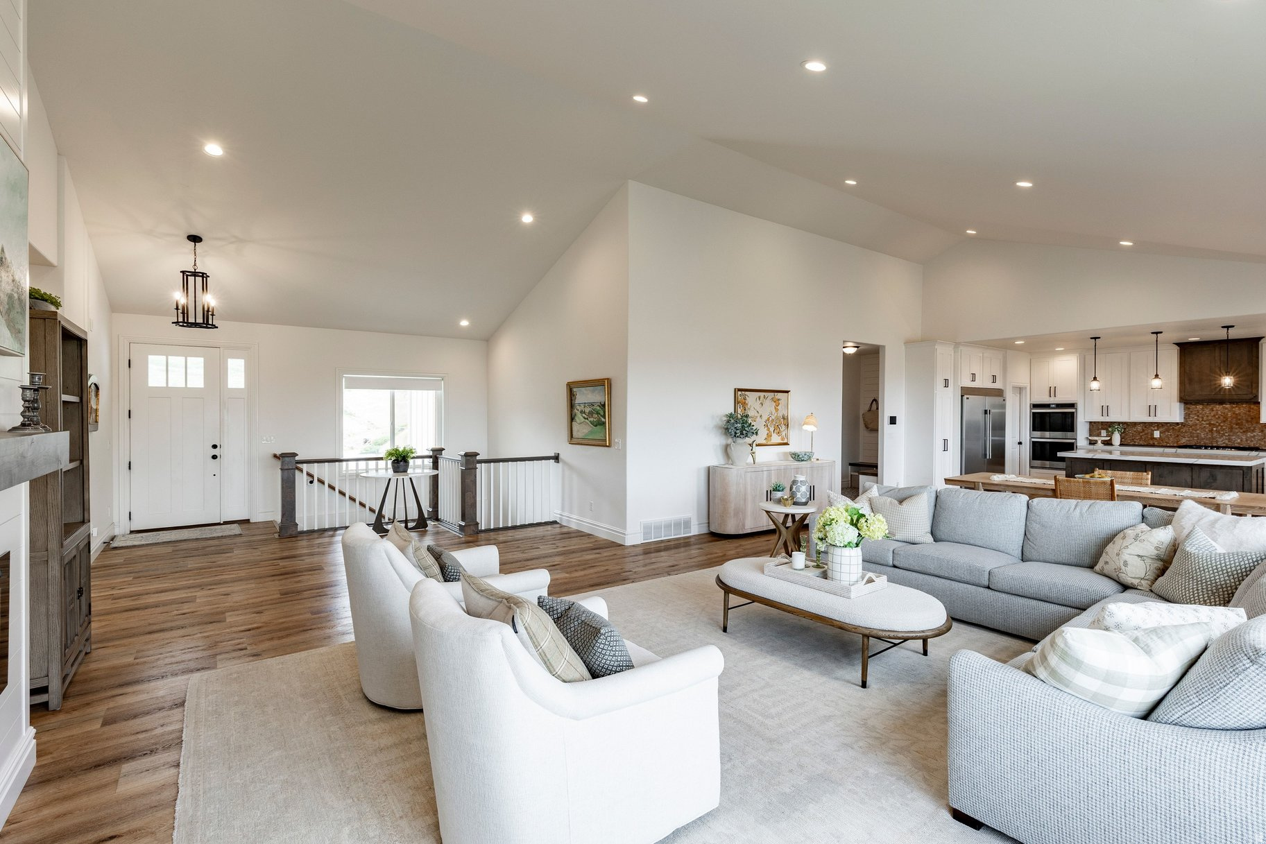 OAKRIDGE COVE - Residential