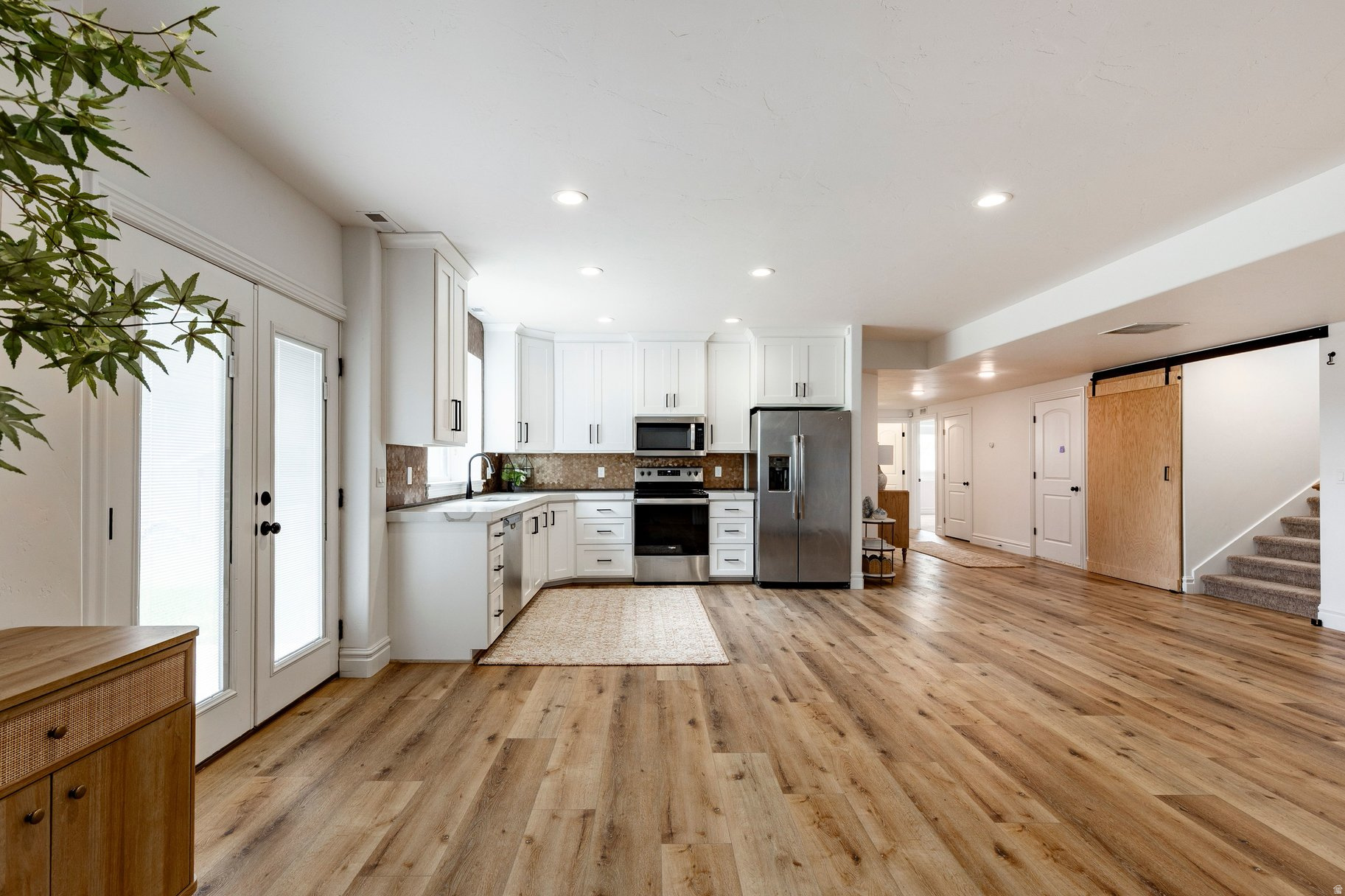 OAKRIDGE COVE - Residential