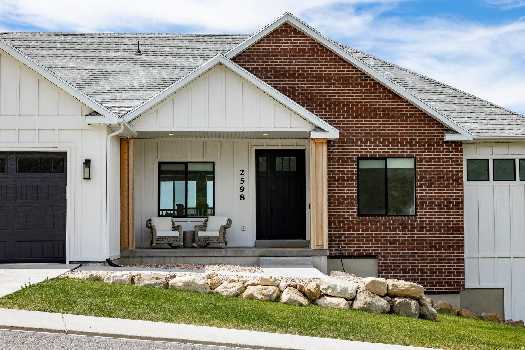 OAKRIDGE COVE - Residential