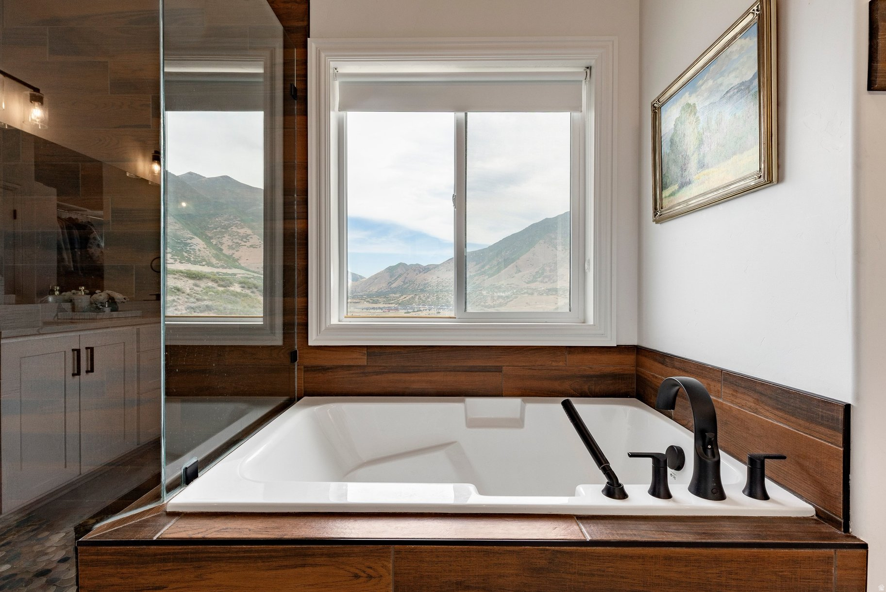 OAKRIDGE COVE - Residential