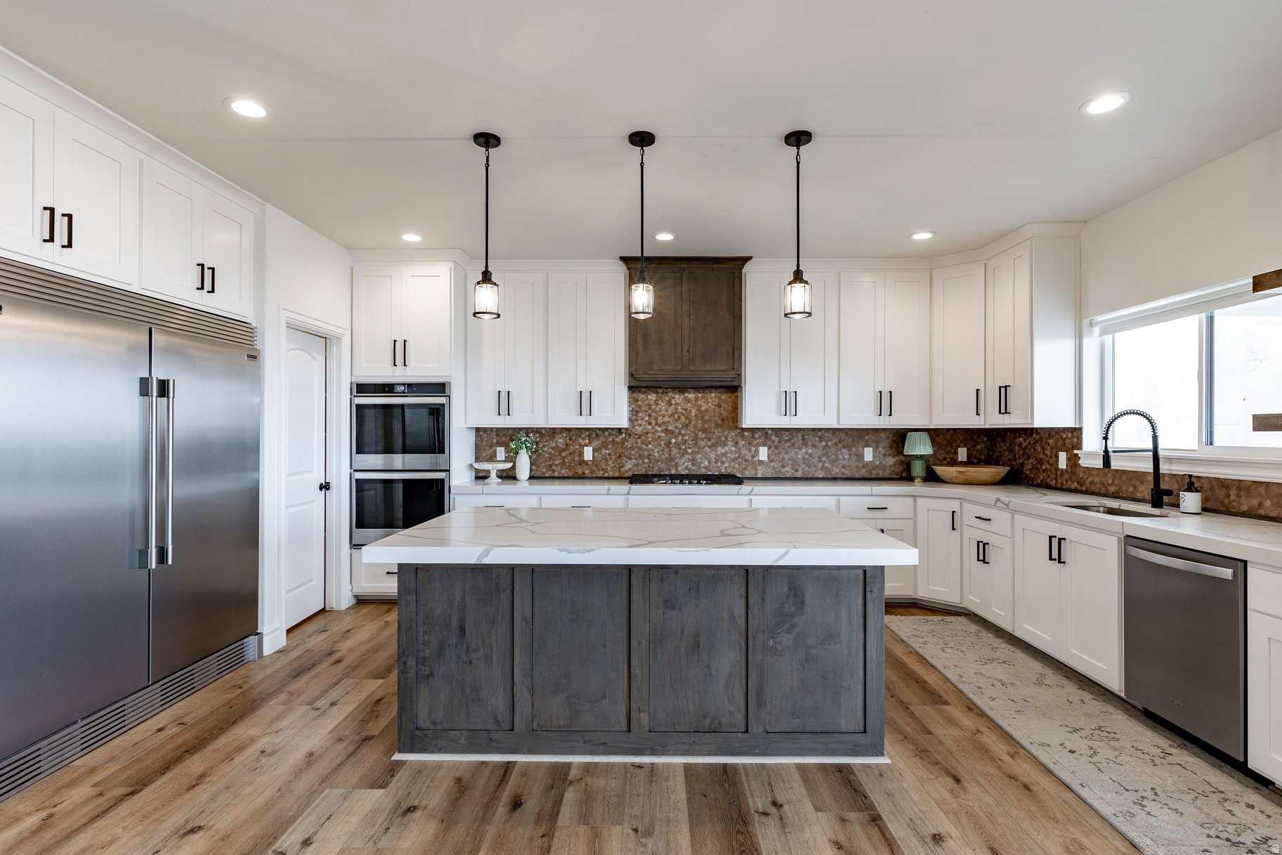 OAKRIDGE COVE - Residential