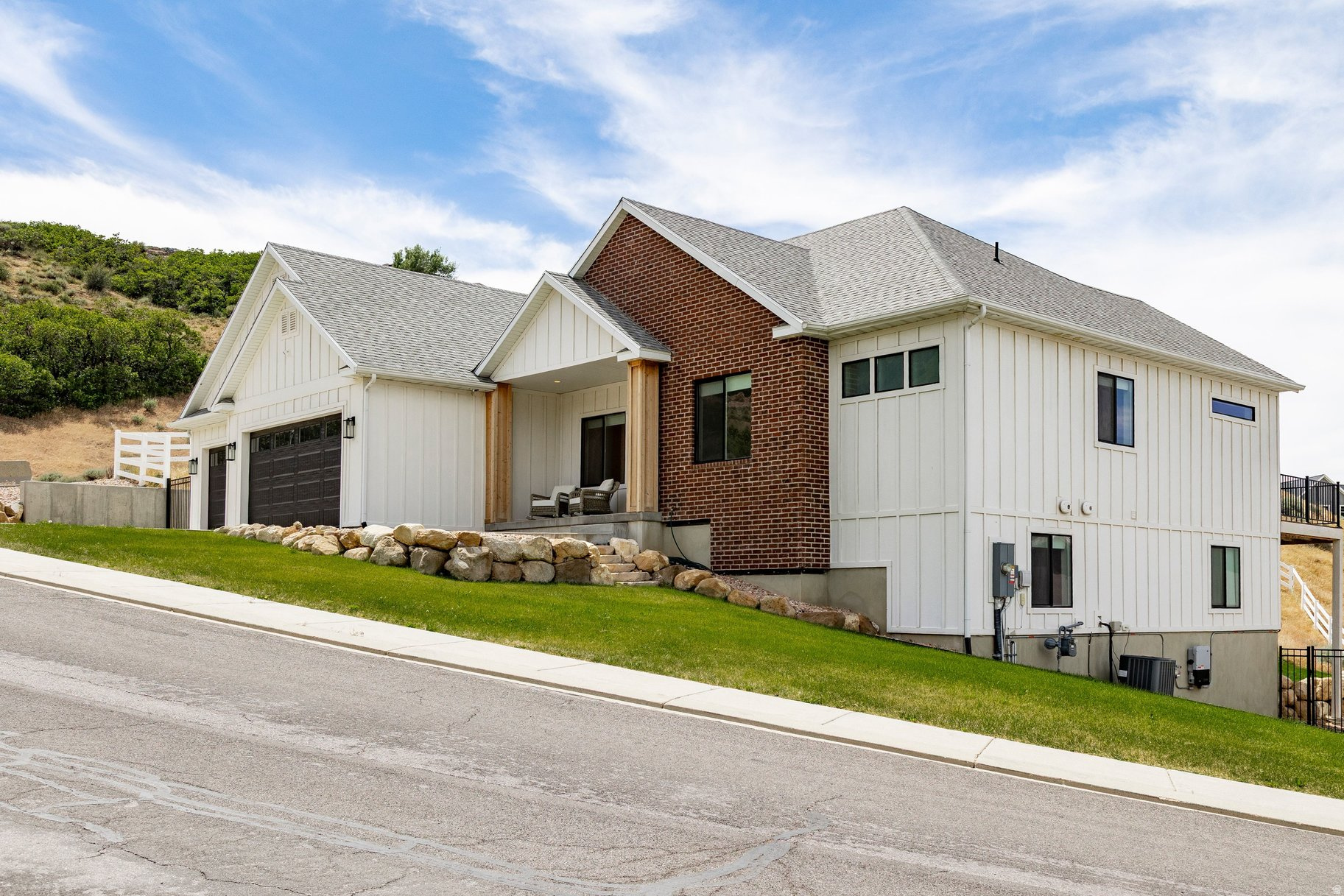 OAKRIDGE COVE - Residential