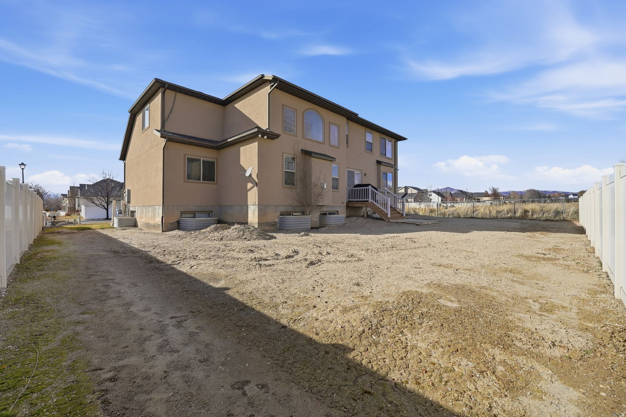 HUNTERS GROVE - Residential