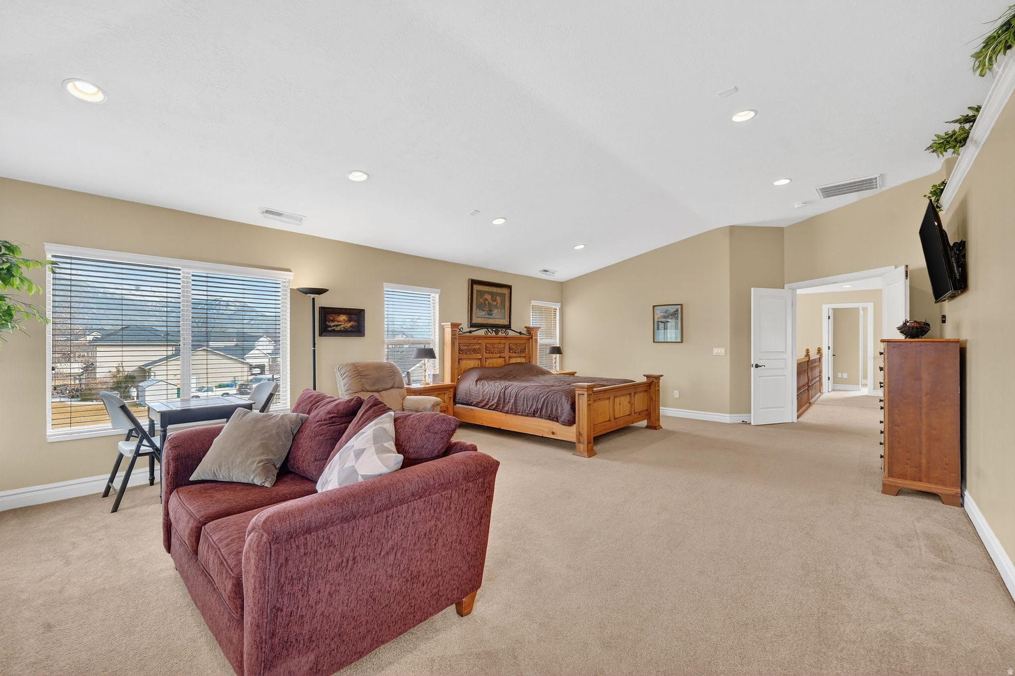 HUNTERS GROVE - Residential