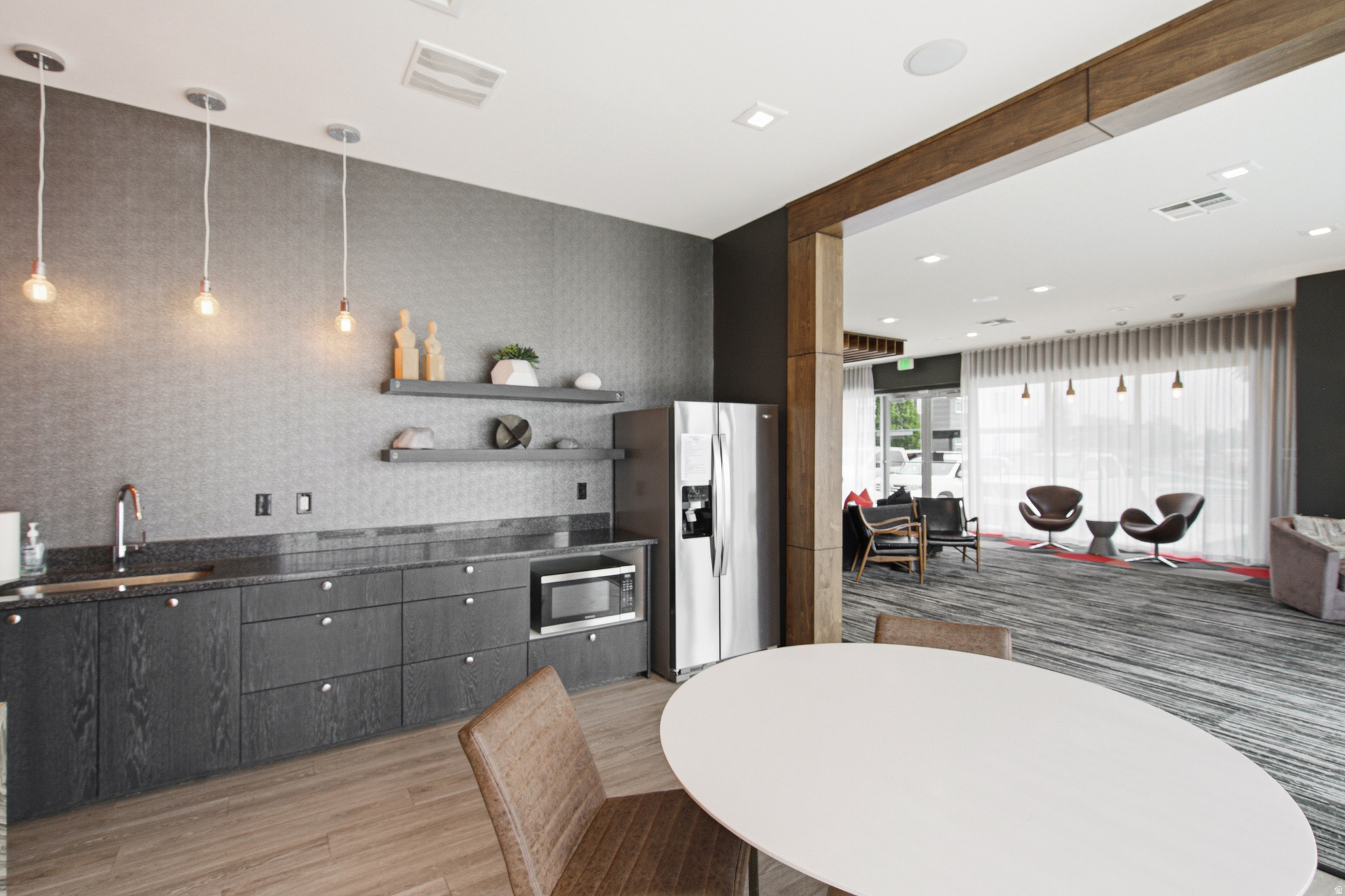 WEST SQUARE CONDO - Residential