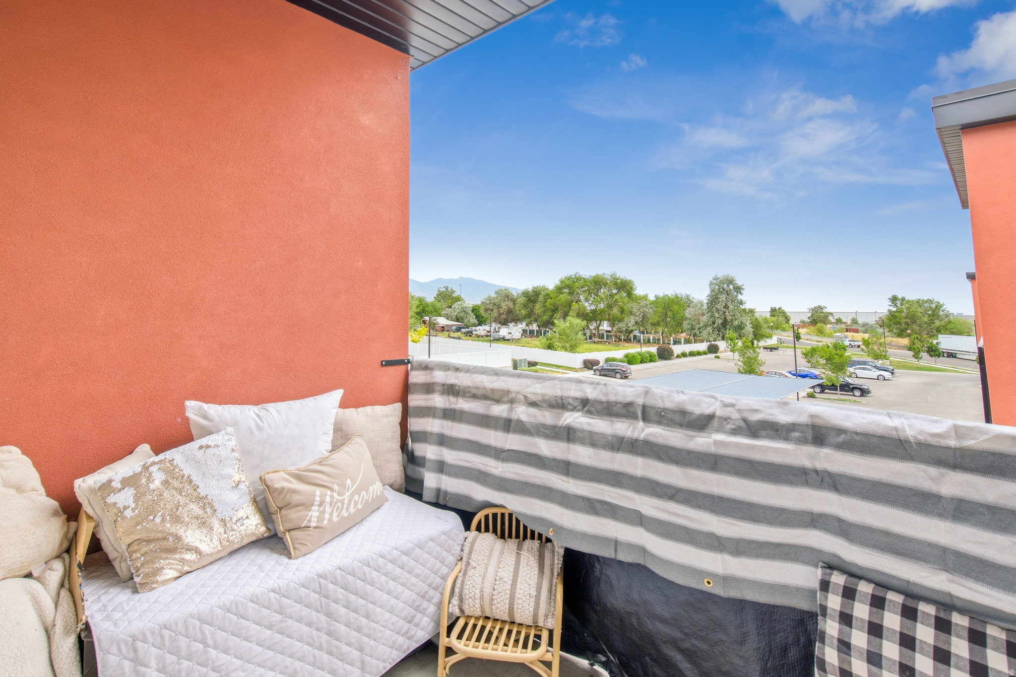 WEST SQUARE CONDO - Residential