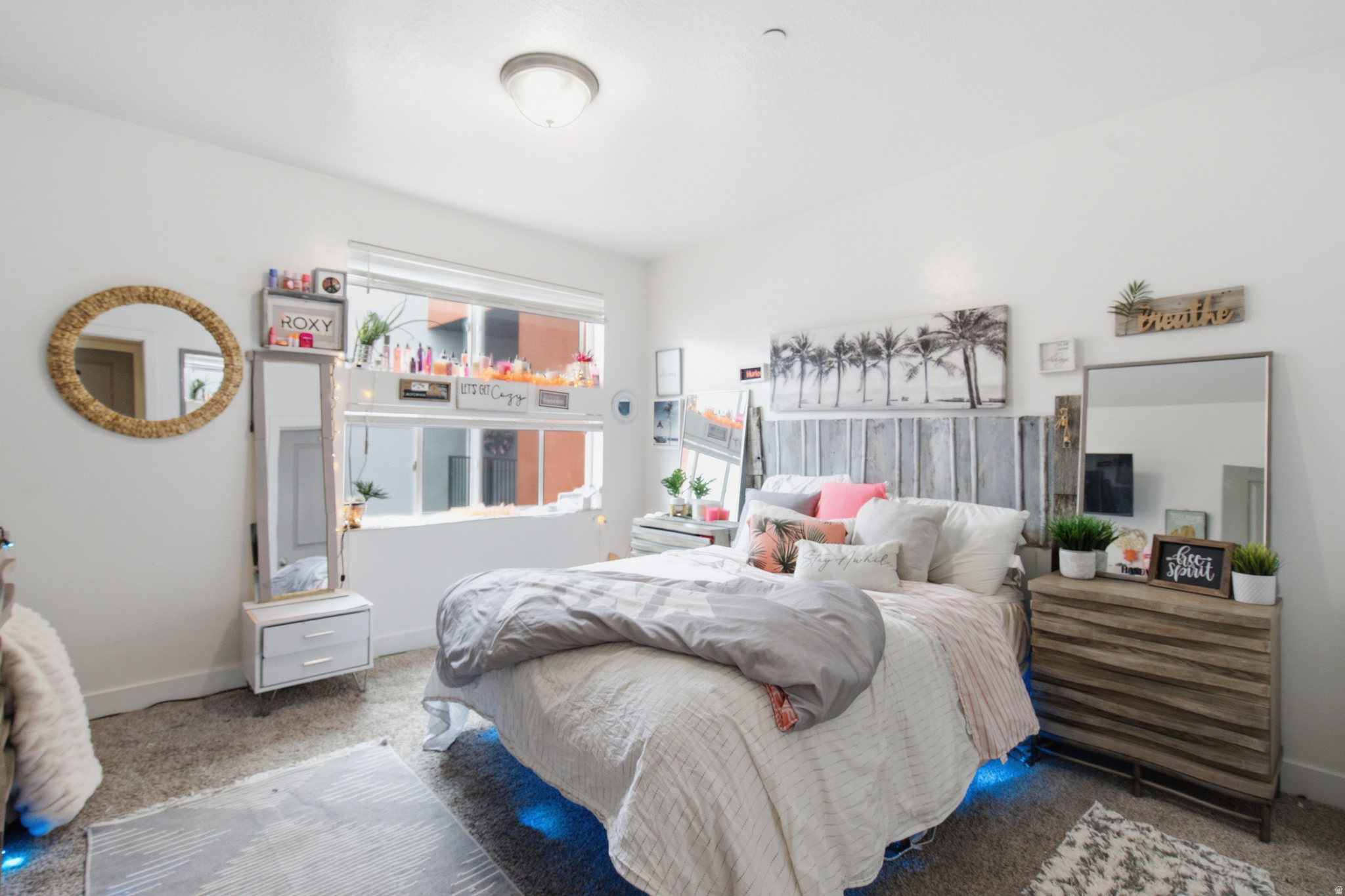 WEST SQUARE CONDO - Residential