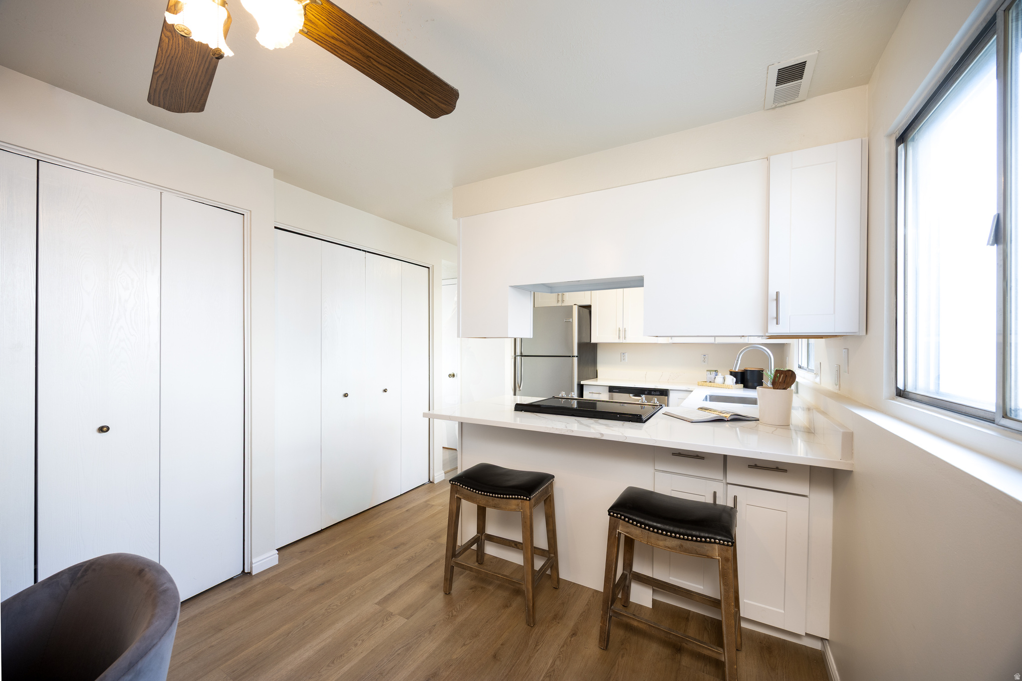BRIDGEWOOD MANOR - Residential