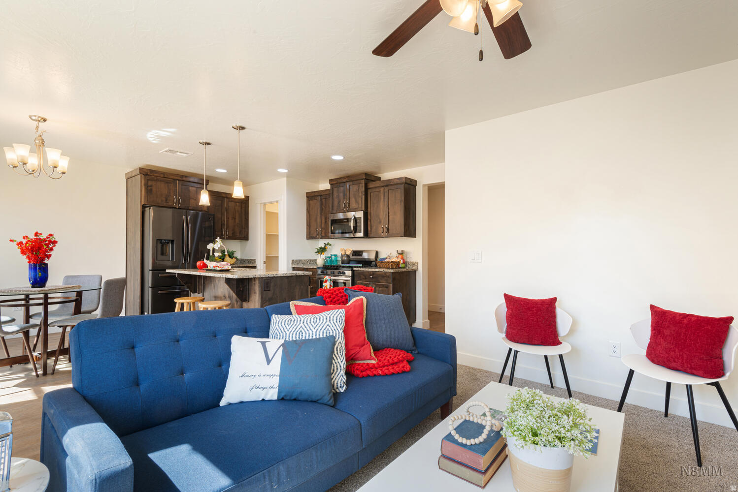DESERT BLUFF AT DESERT CANYONS TOWNHOMES - Residential