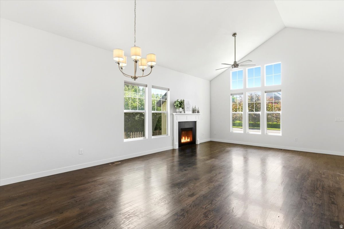 HILL FARMS - Residential
