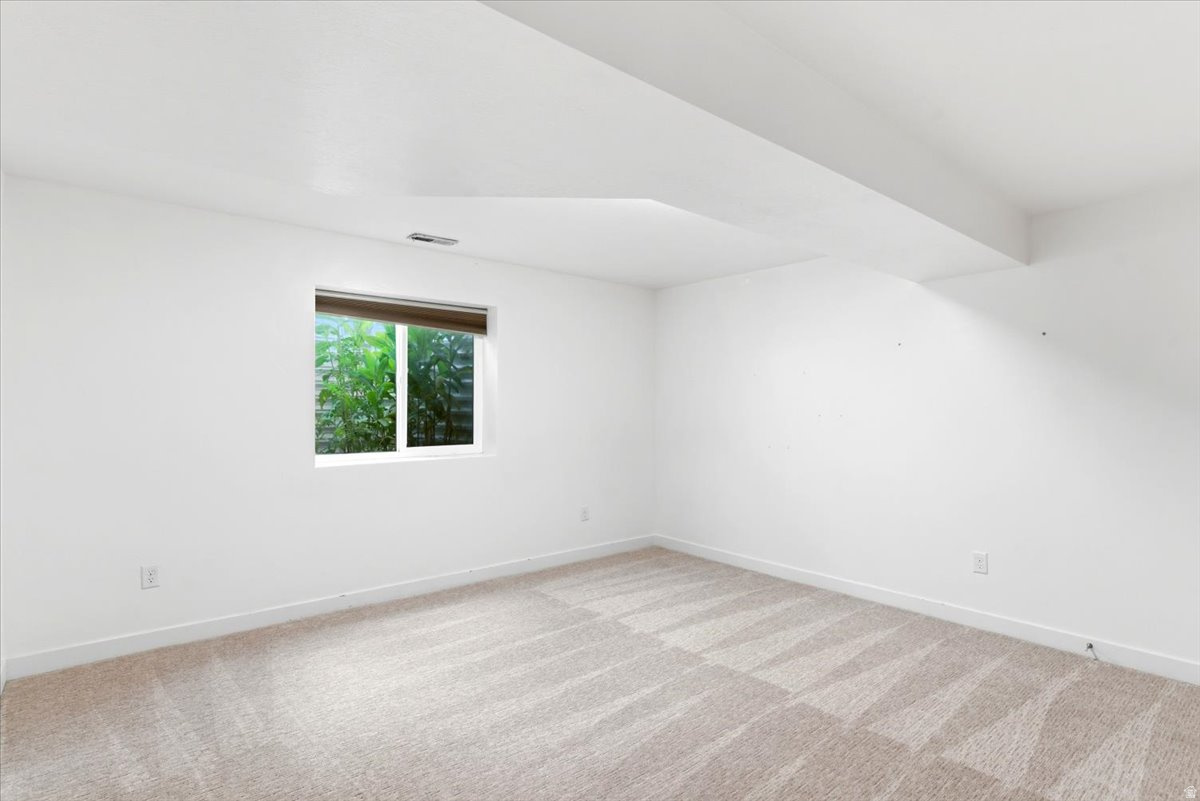 HILL FARMS - Residential