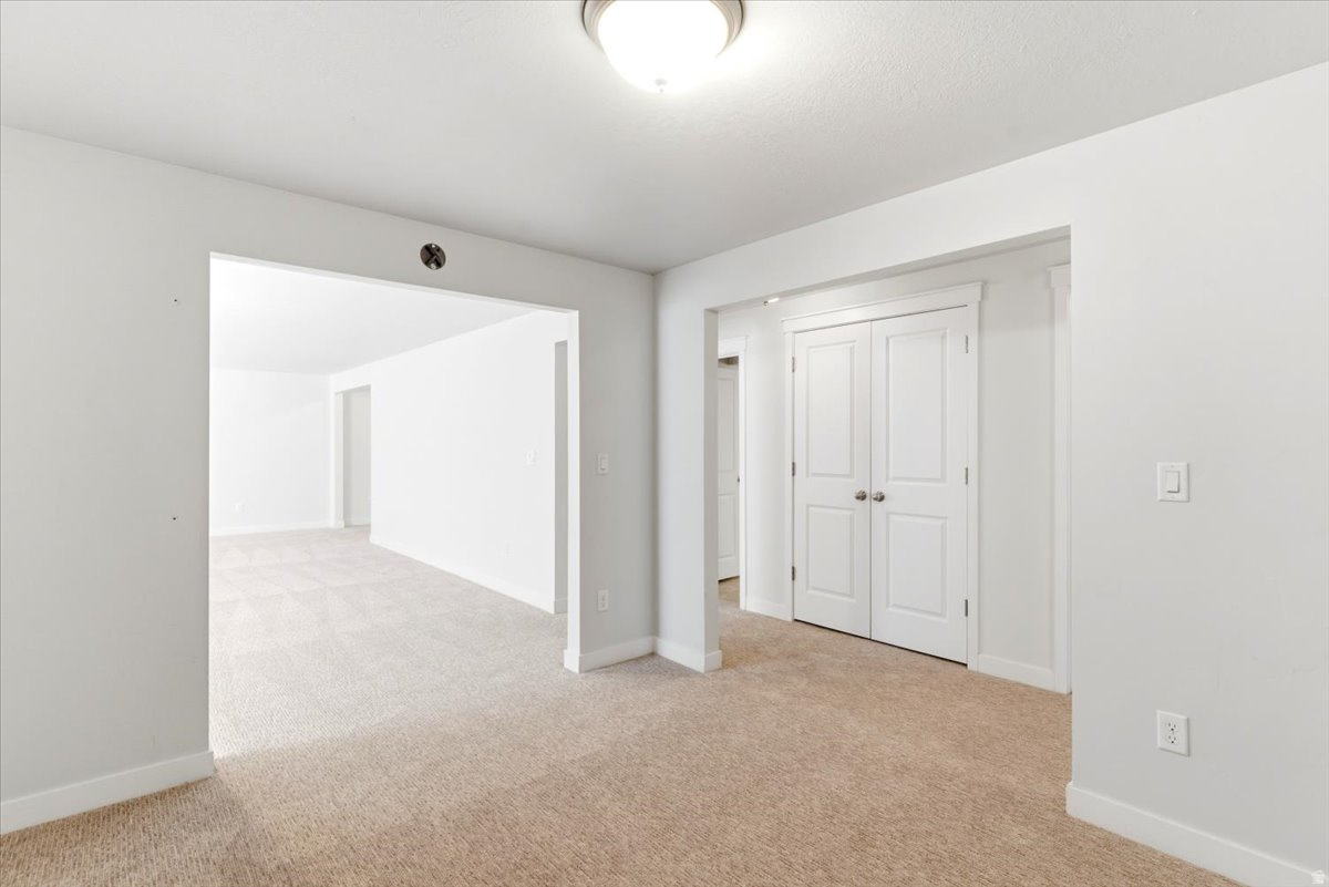 HILL FARMS - Residential