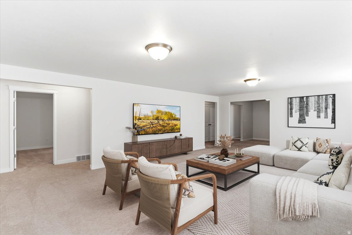 HILL FARMS - Residential