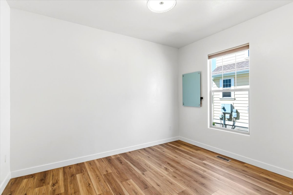 HILL FARMS - Residential