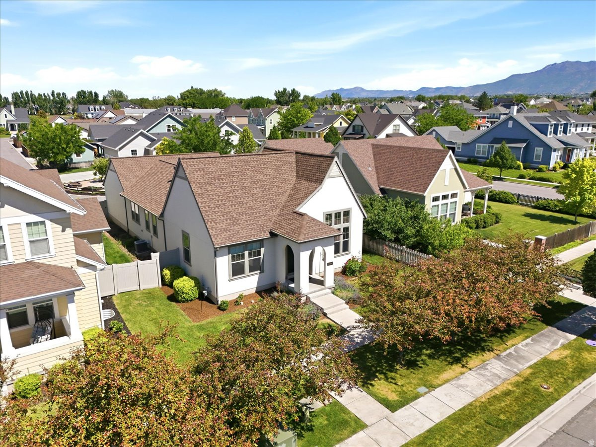 HILL FARMS - Residential