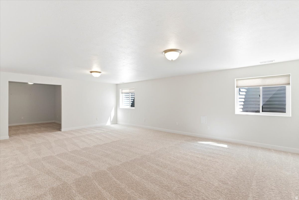 HILL FARMS - Residential