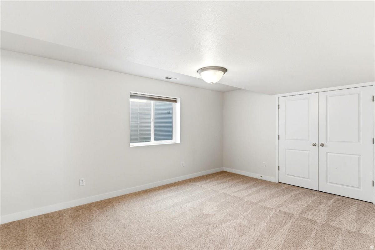 HILL FARMS - Residential
