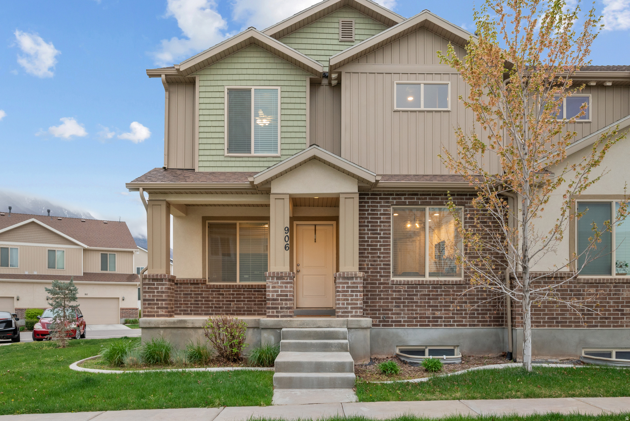 Welcome home - to this beautifully maintained end-unit townhome in the heart of Santaquin! This immaculate home offers 3 spacious bedrooms and 2.5 bathrooms.  The unfinished basement is perfect for additional storage or offers the opportunity to customize and finish the space to your needs and personal style.  Located in a desirable community with easy access to parks, schools, and I-15.  All furniture is negotiable as well.  Don't miss this opportunity to own this pristine end-unit townhome!