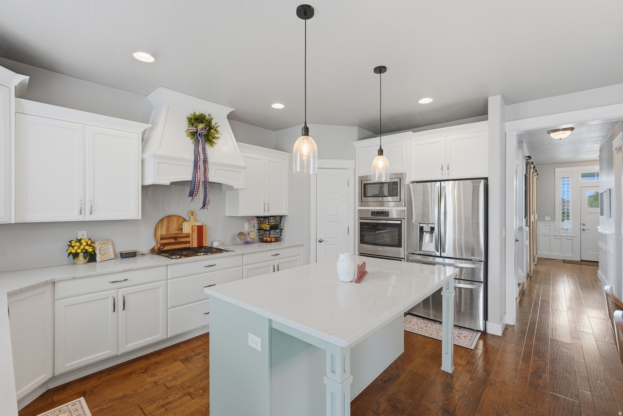 FOOTHILLS ON CHERRY LANE - Residential