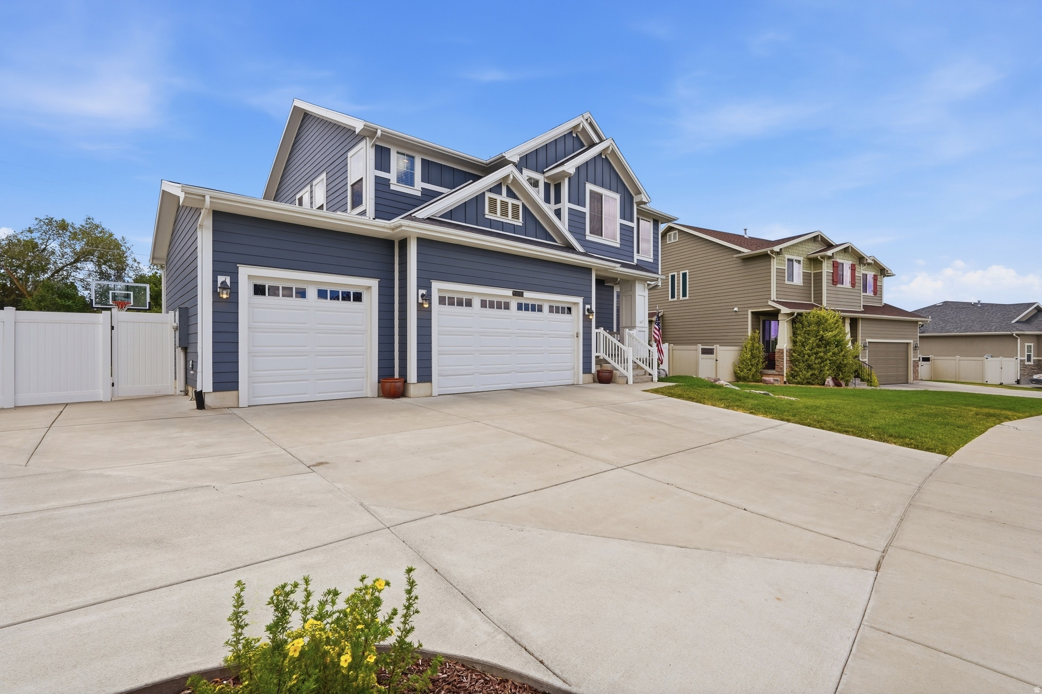 FOOTHILLS ON CHERRY LANE - Residential